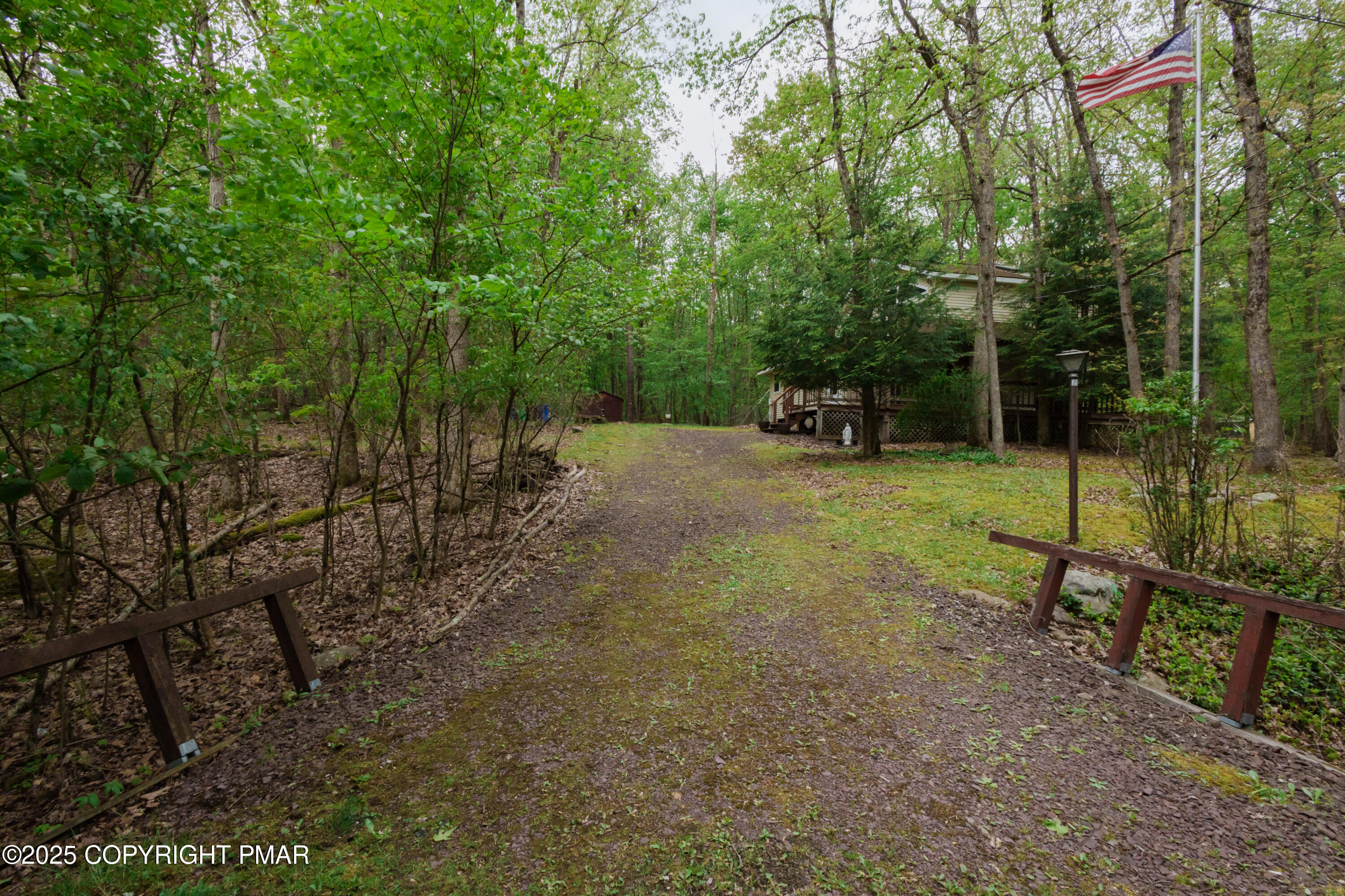 20 Horseshoe Drive