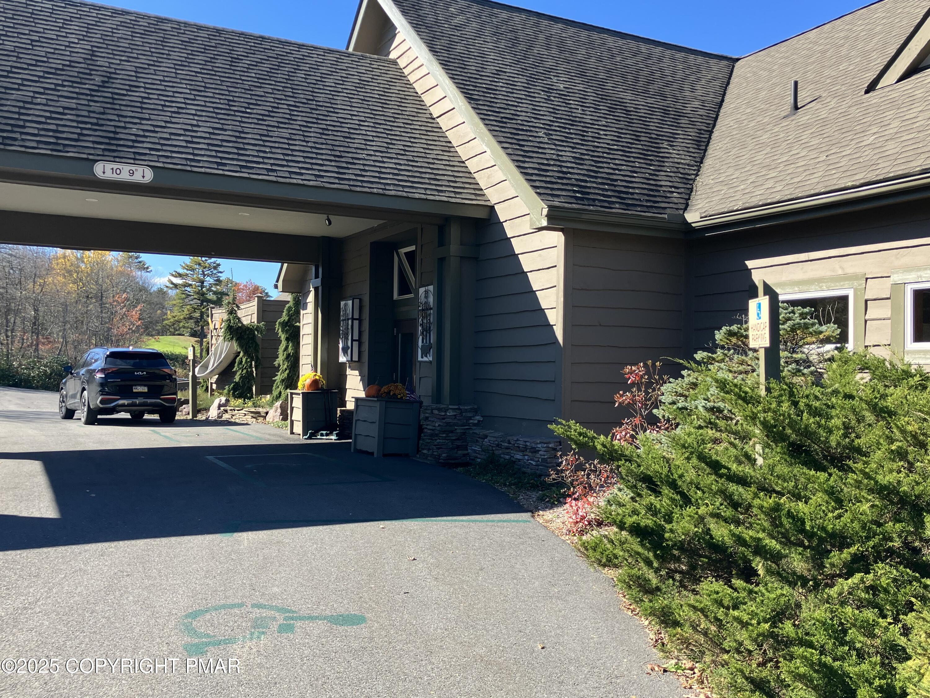 408 Gentian Lane, Pocono Pines