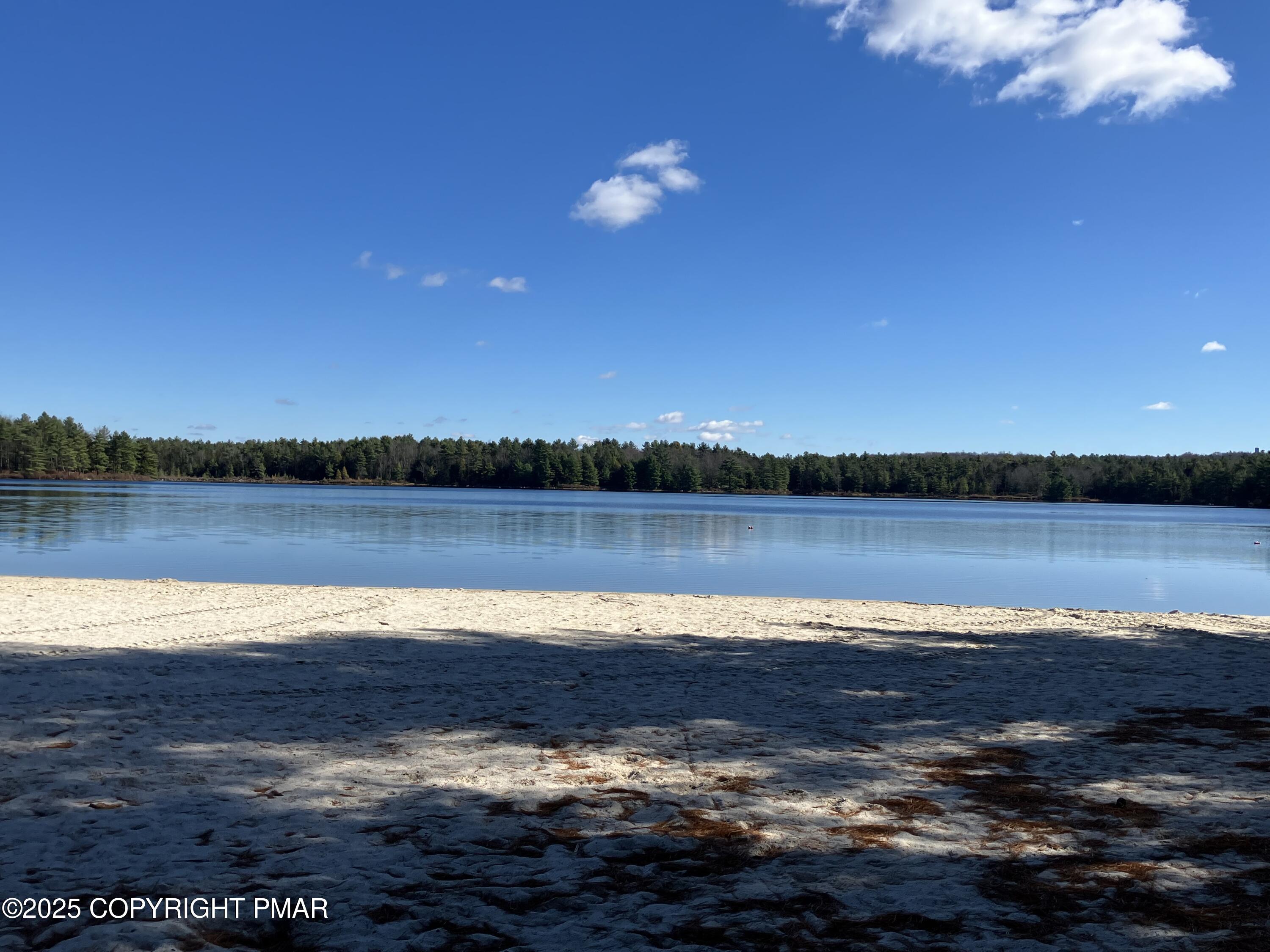 408 Gentian Lane, Pocono Pines