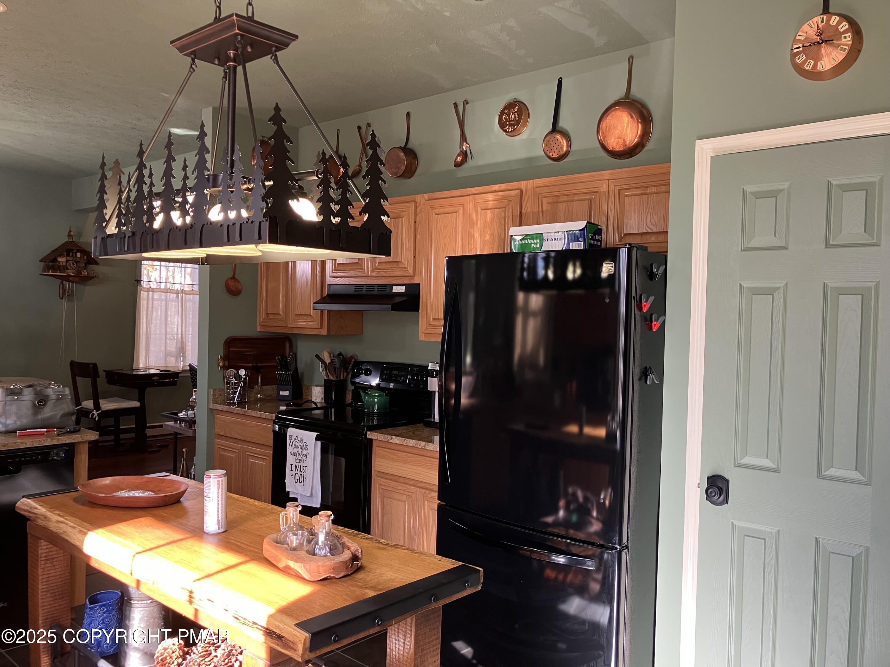 408 Gentian Lane, Pocono Pines