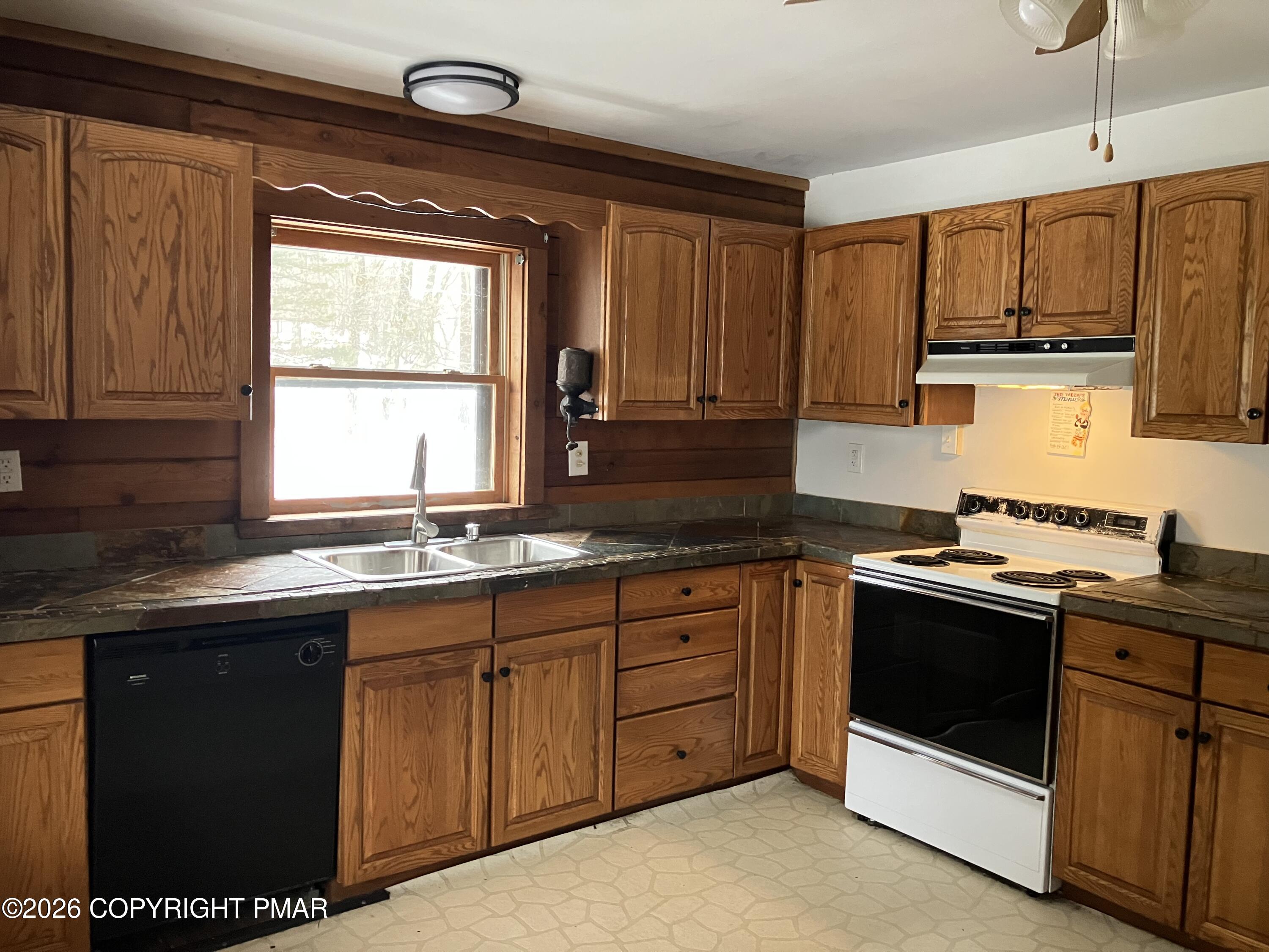 124 Upper Notch Road