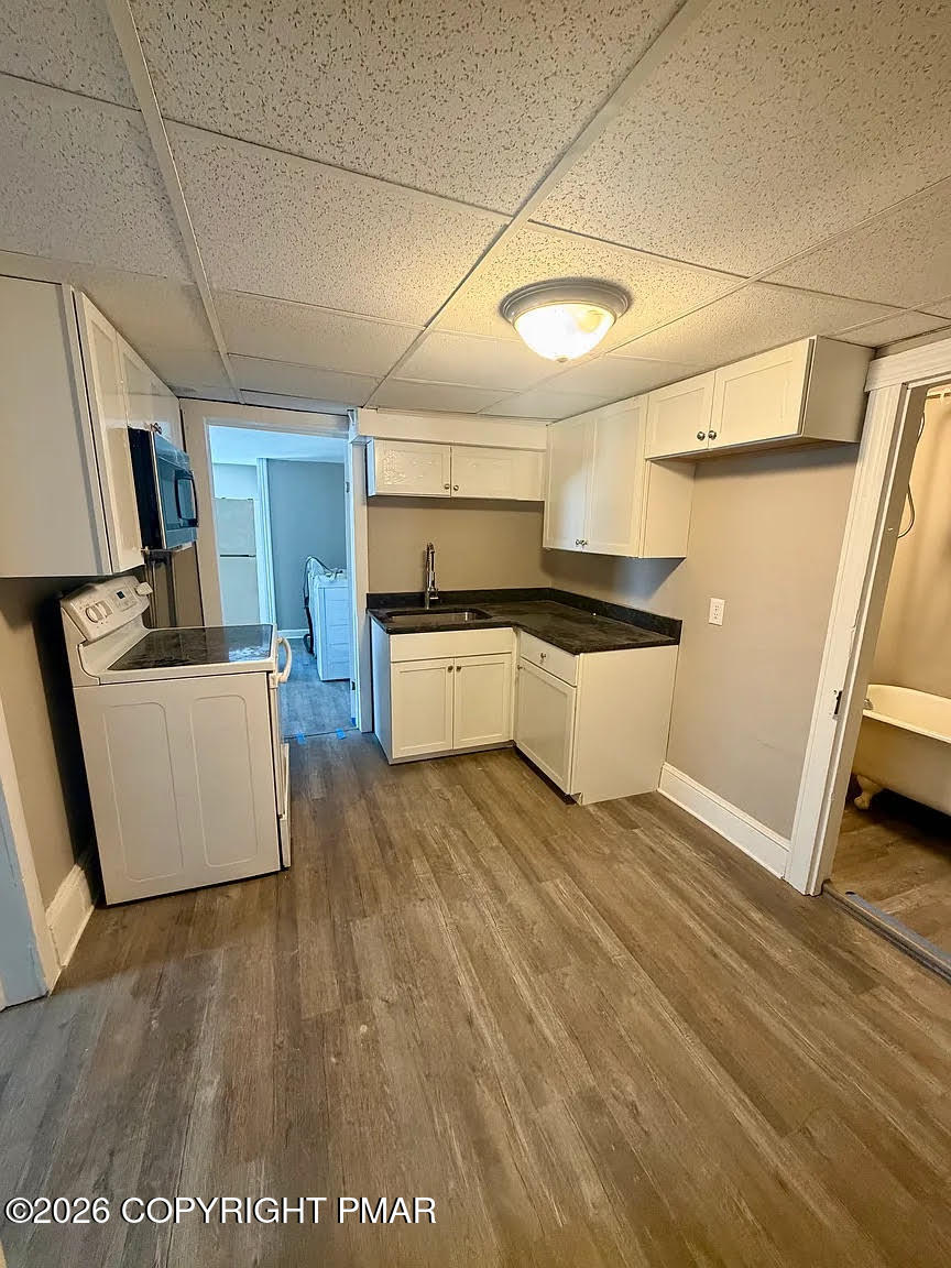 137 E White Street 3