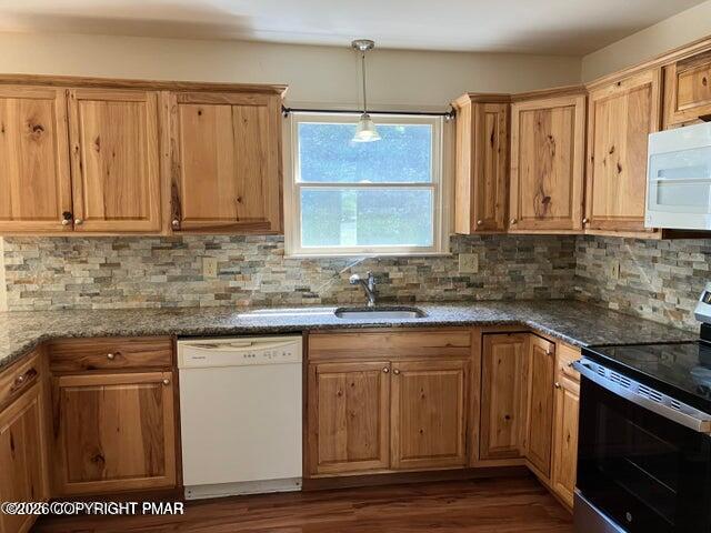 798 Towamensing Trails Trail