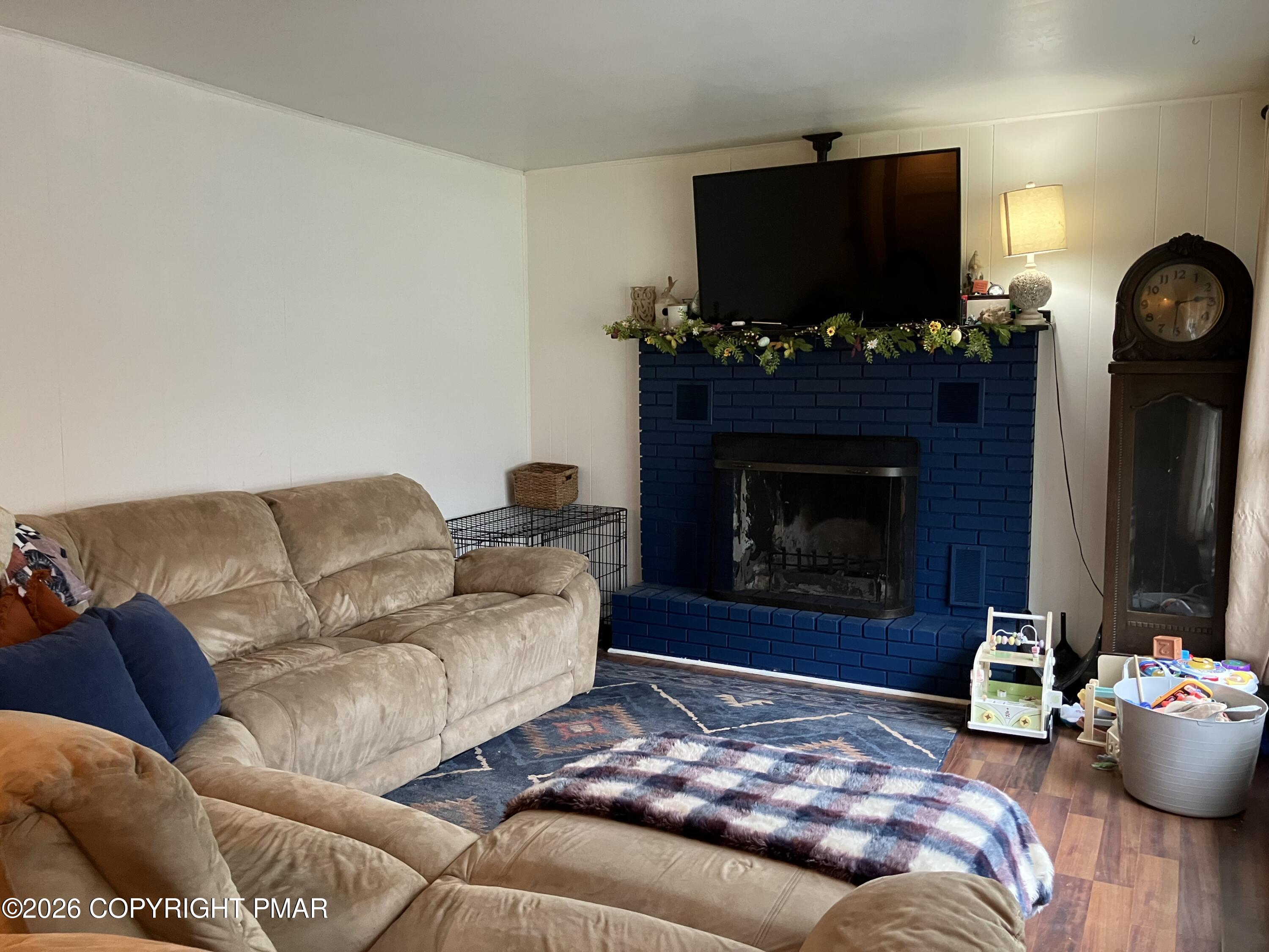 13 Pinetree Road