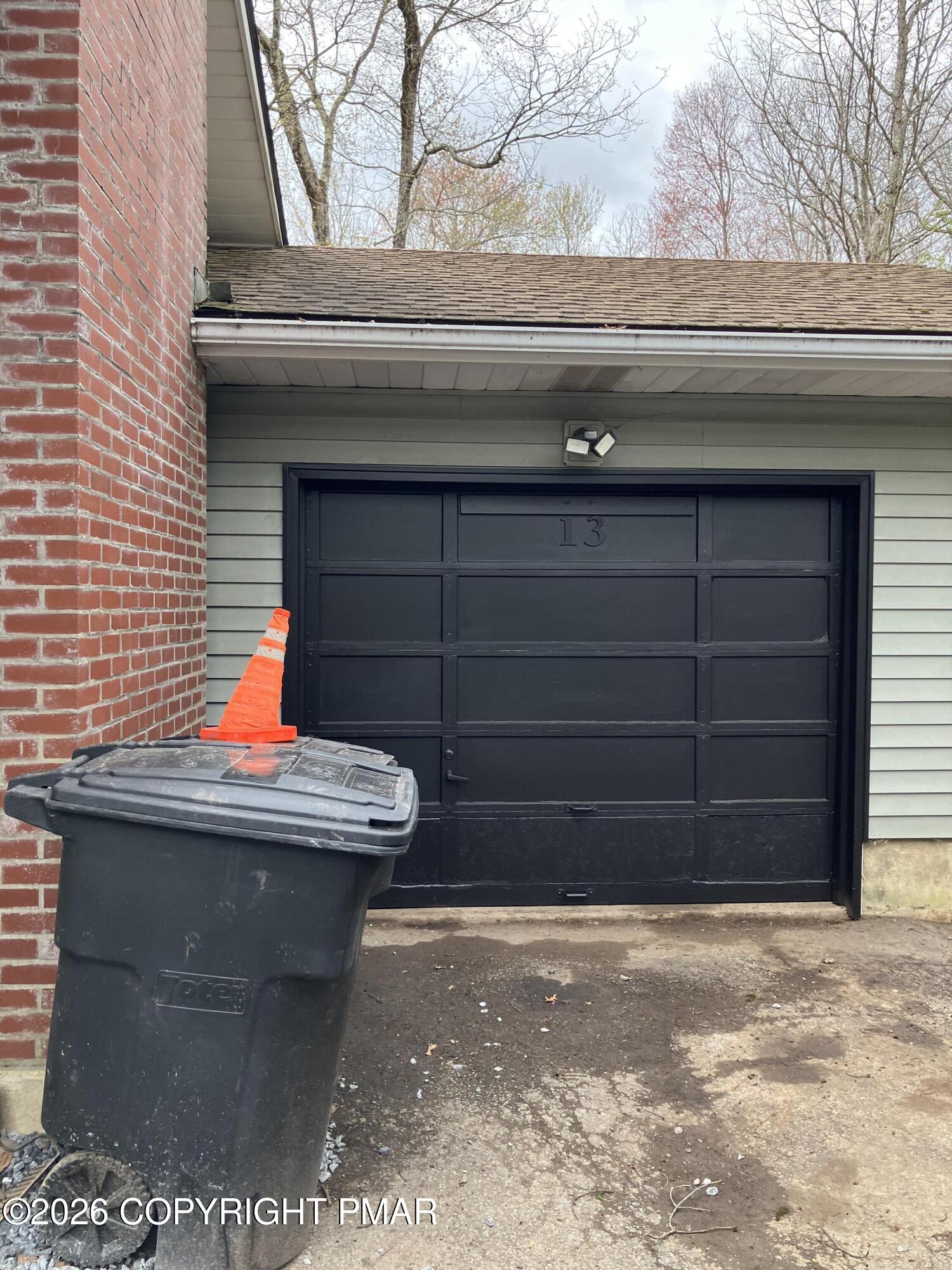 13 Pinetree Road
