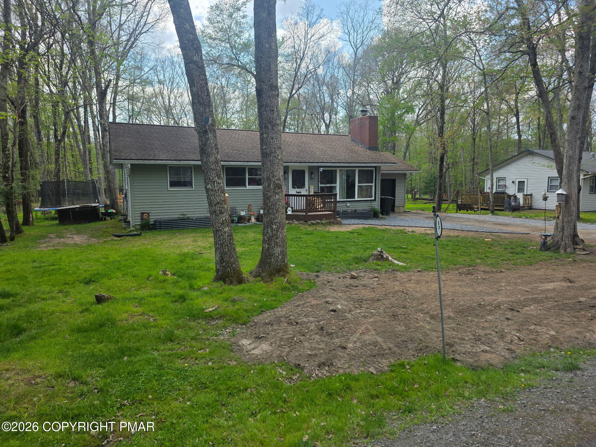 13 Pinetree Road