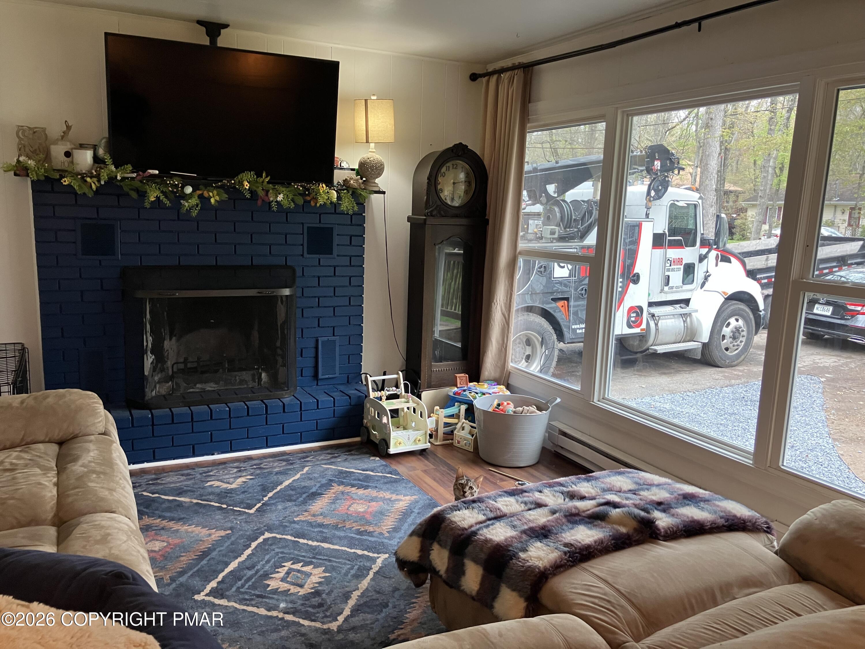13 Pinetree Road