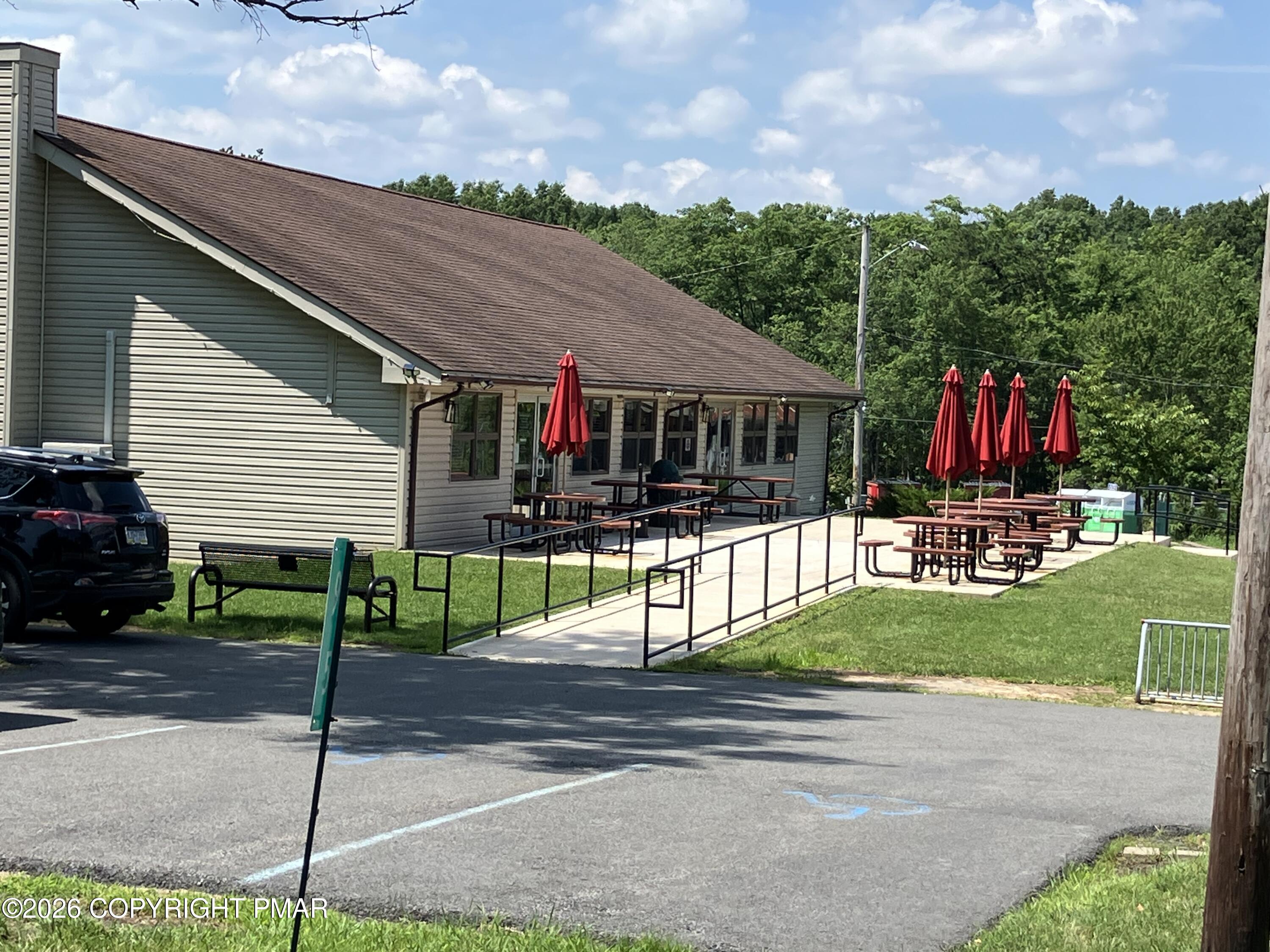 338 Mountain Road