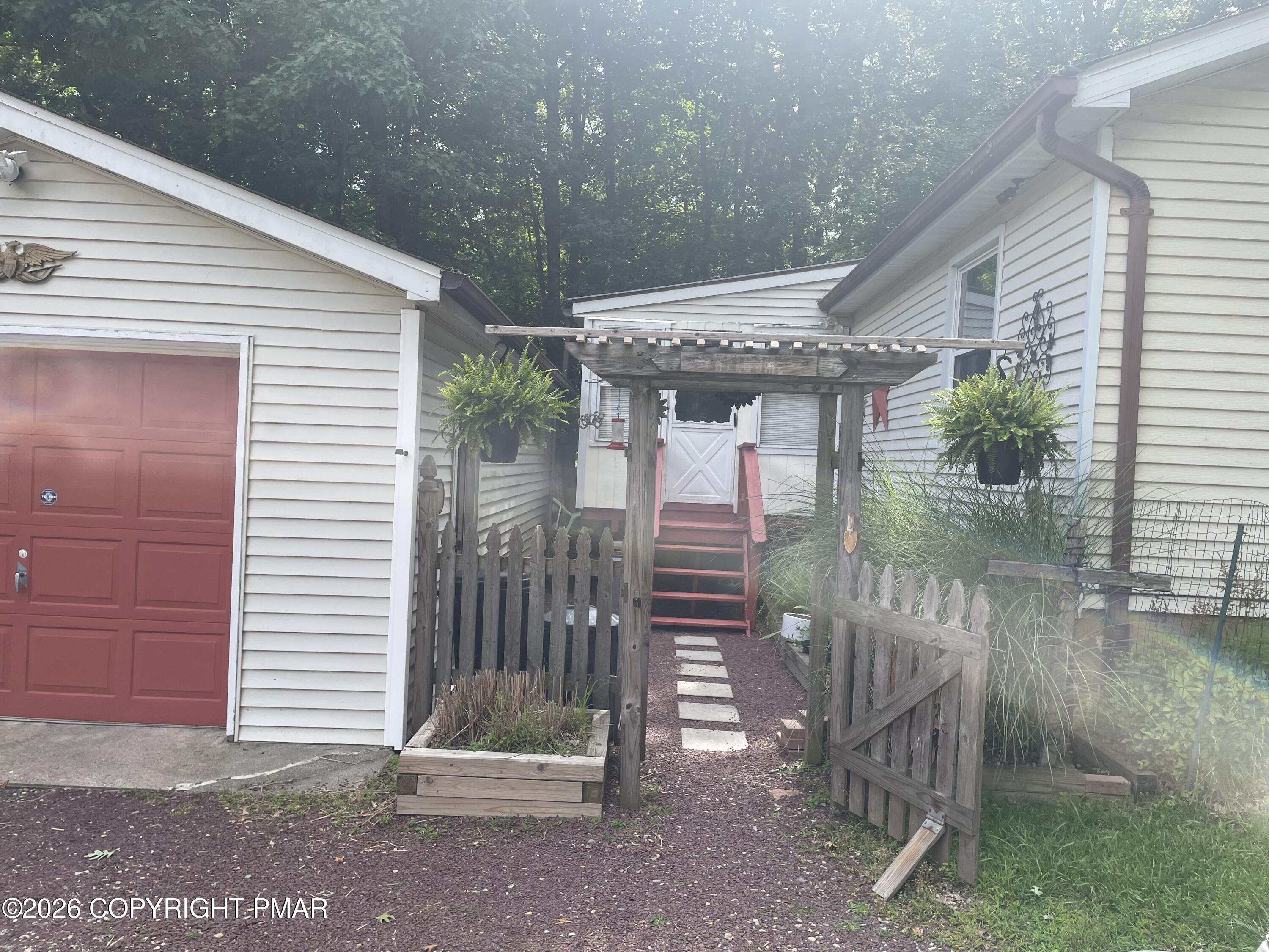 248 Tenawa Road