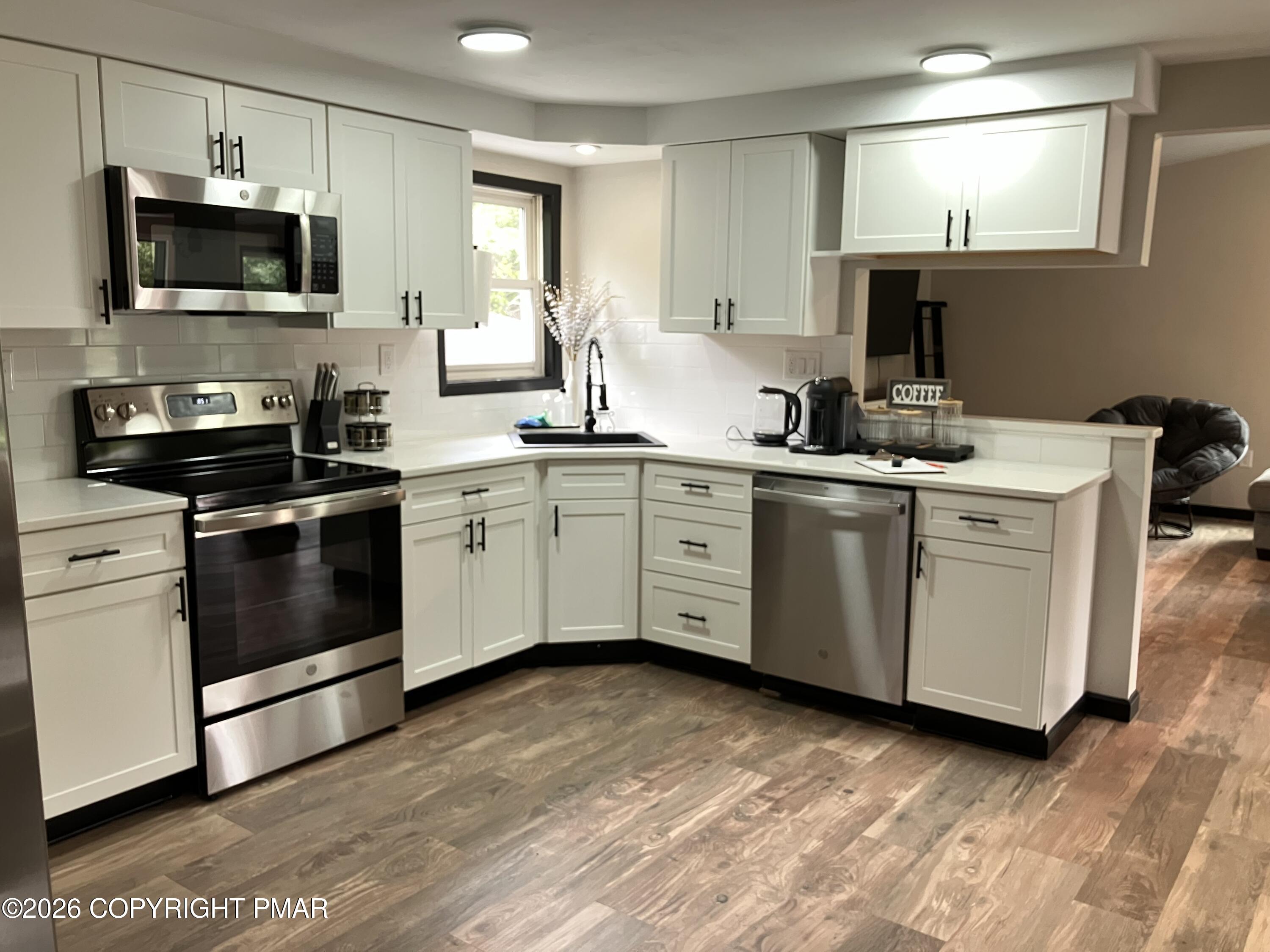 181 Winding Way
