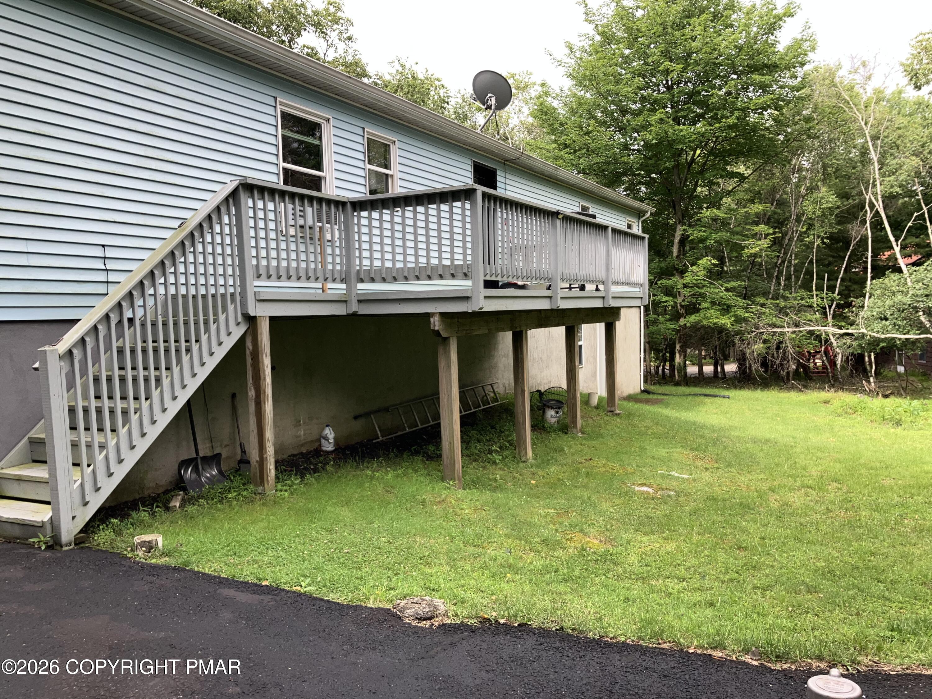 181 Winding Way