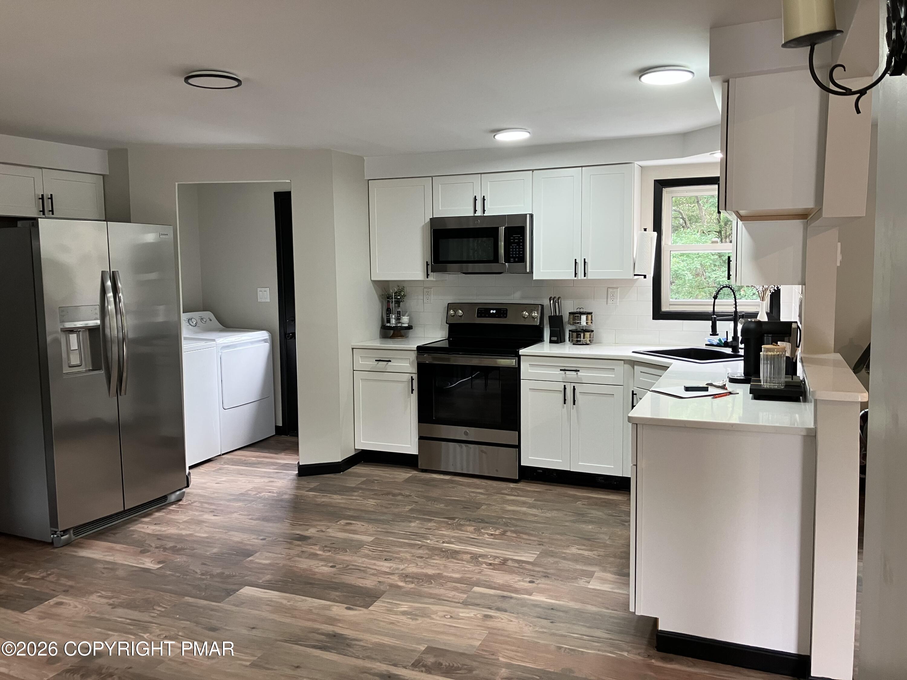 181 Winding Way