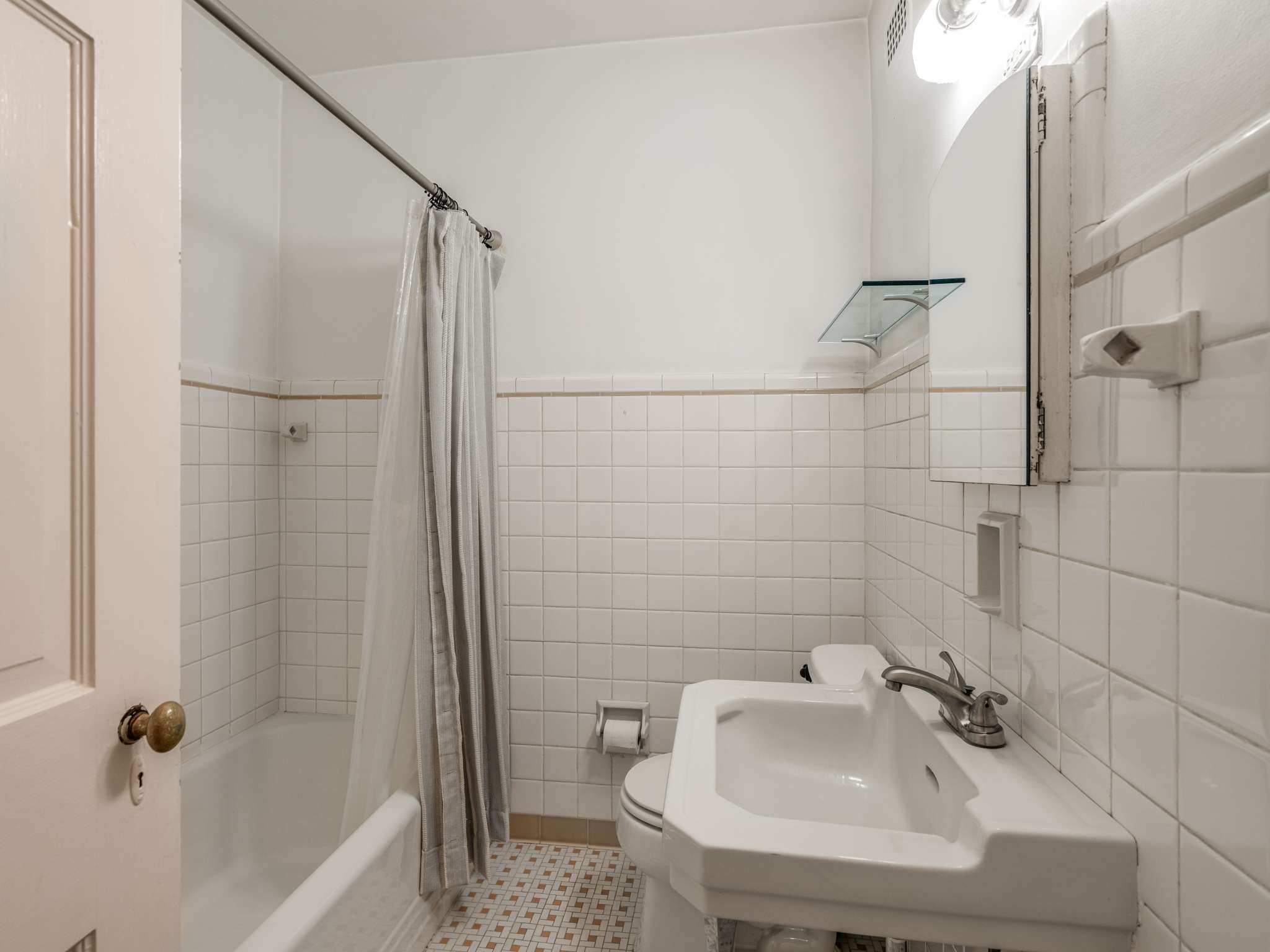 4225 Harding Pike Unit: 406