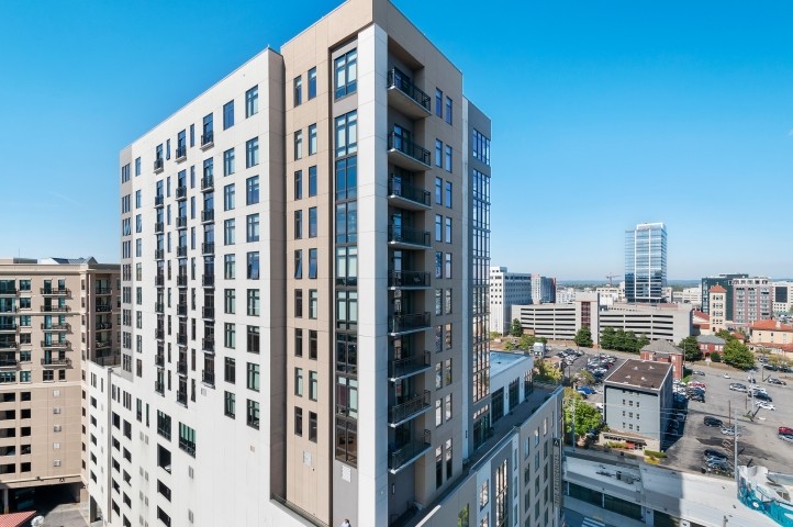 900 20th Ave, S Unit: 1008