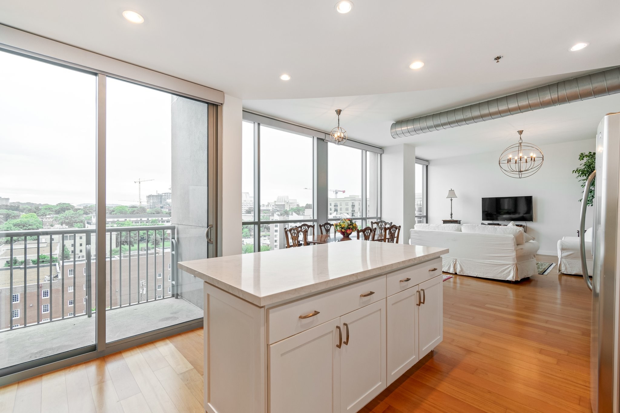 900 20th Ave, S Unit: 1008