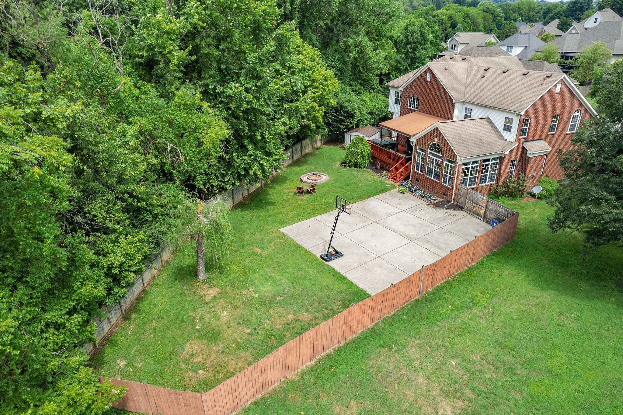 809 Century Oak Ct