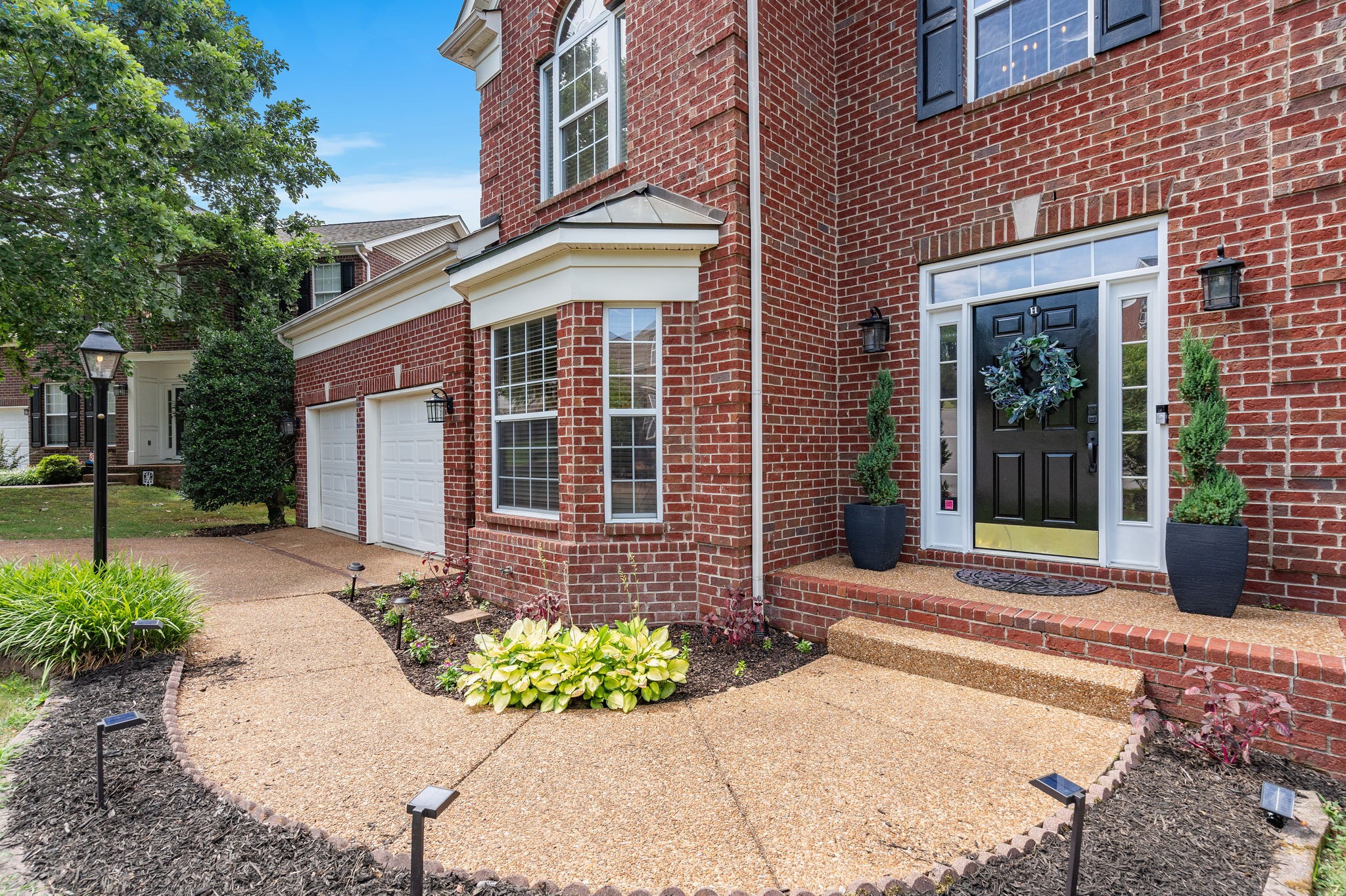 809 Century Oak Ct