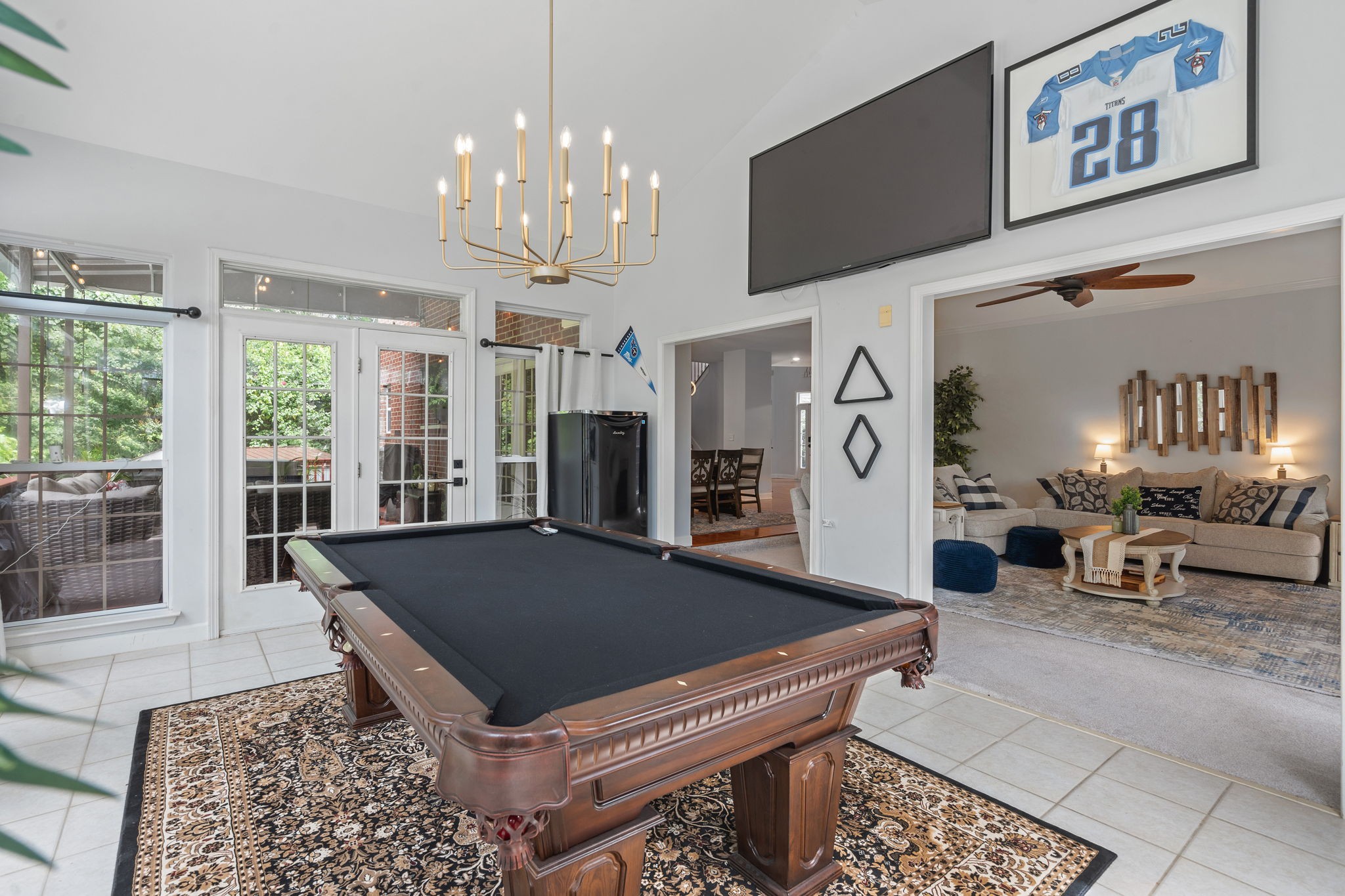 809 Century Oak Ct