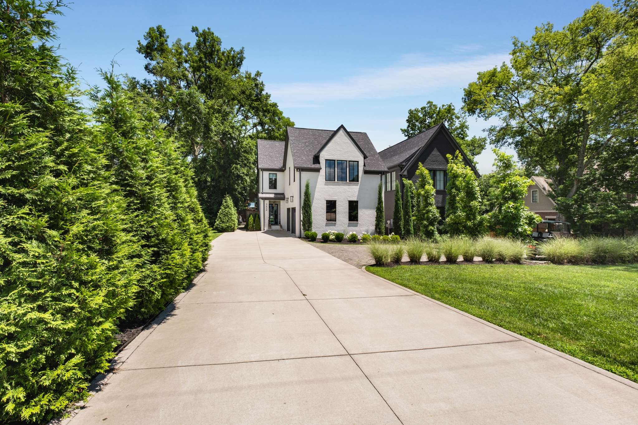 3424 Stokesmont Rd