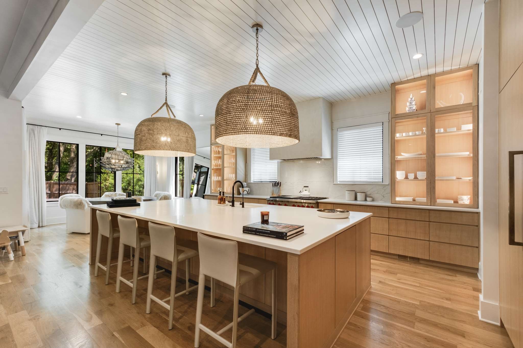 3424 Stokesmont Rd