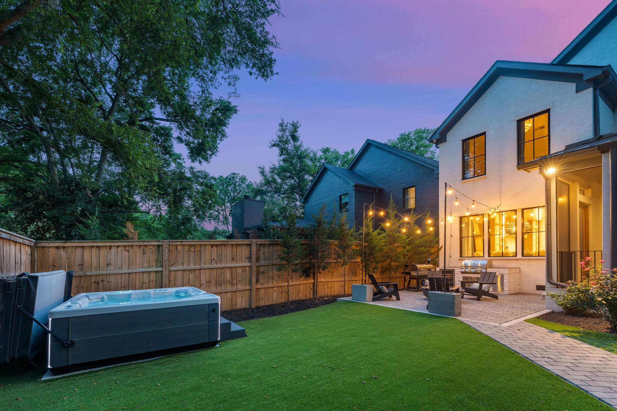 3424 Stokesmont Rd