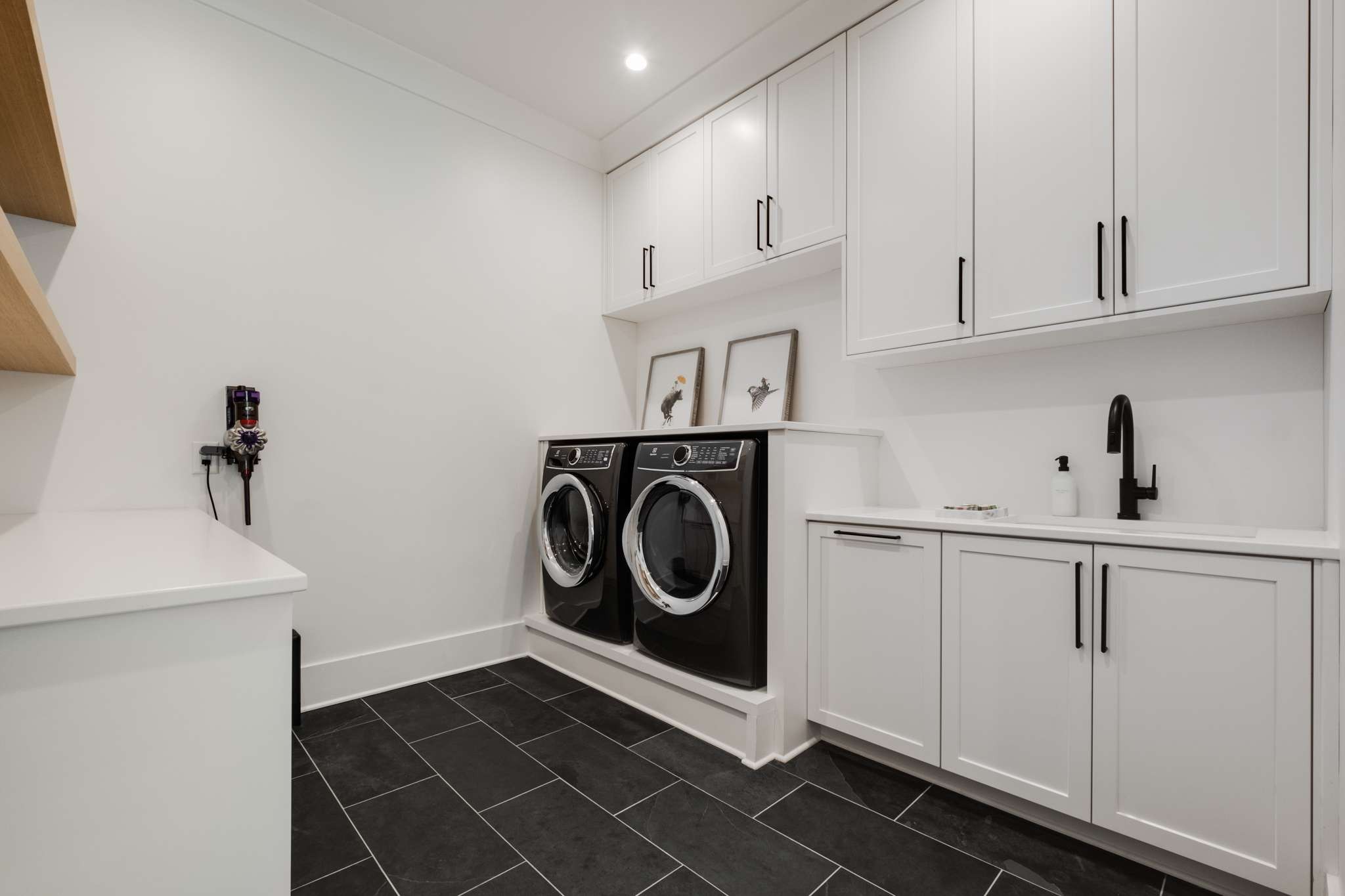 3424 Stokesmont Rd