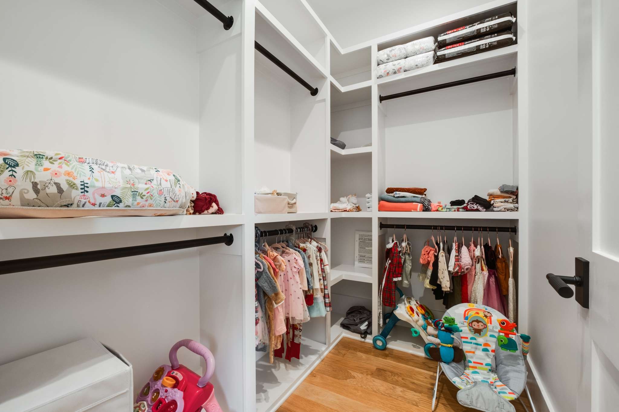 3424 Stokesmont Rd