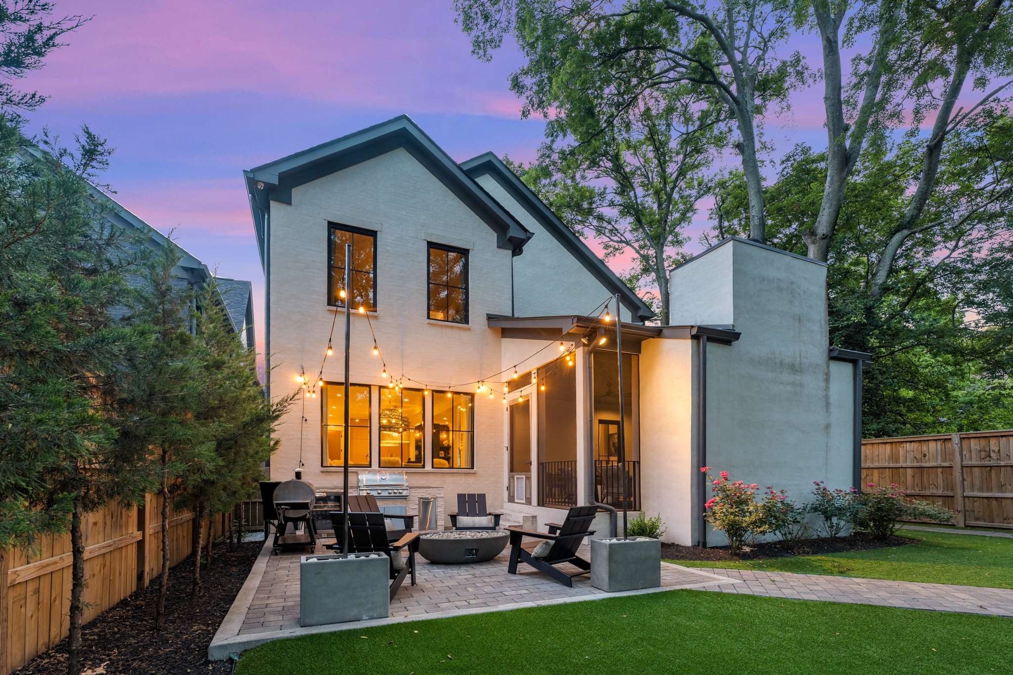 3424 Stokesmont Rd