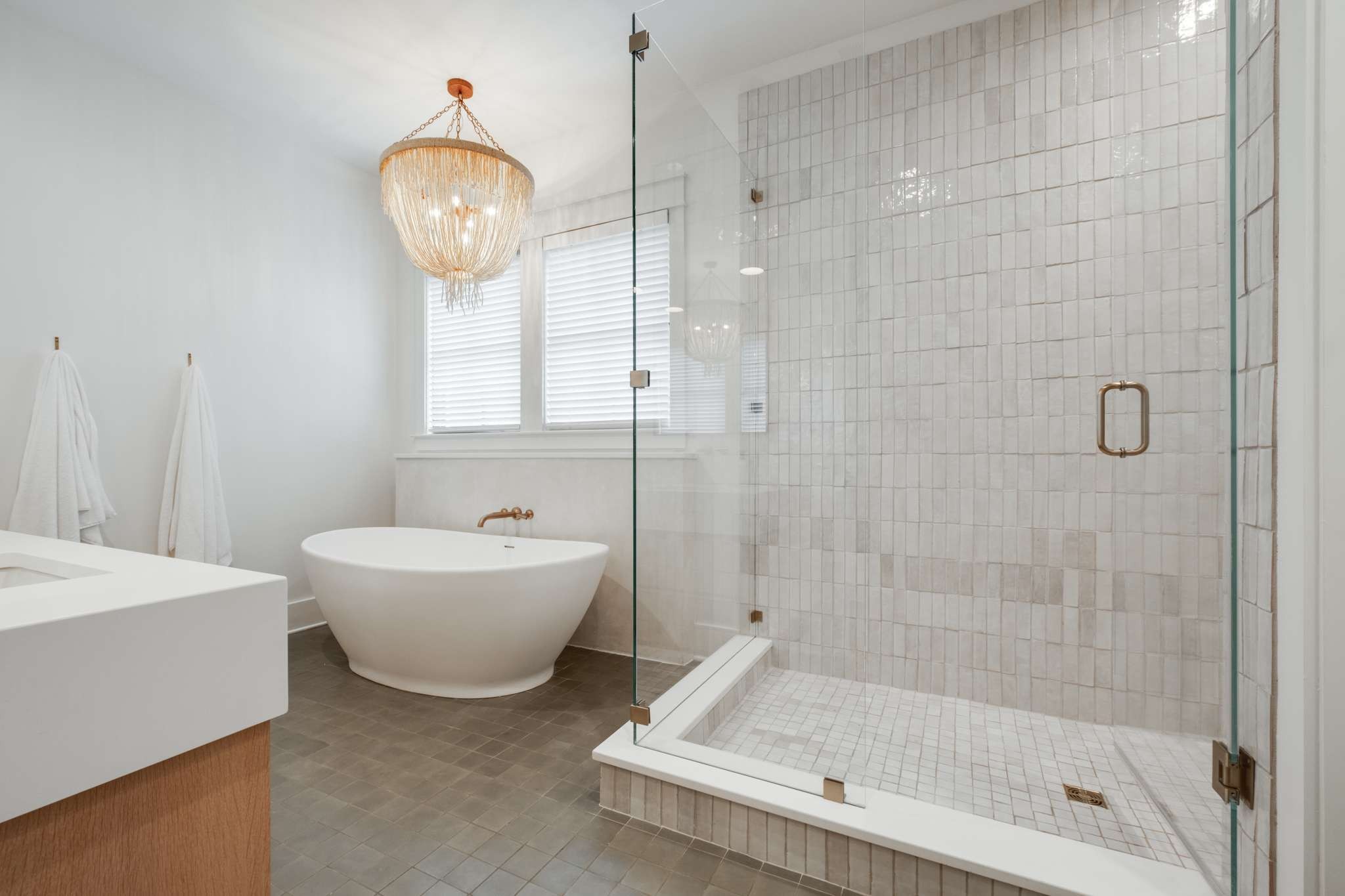 3424 Stokesmont Rd