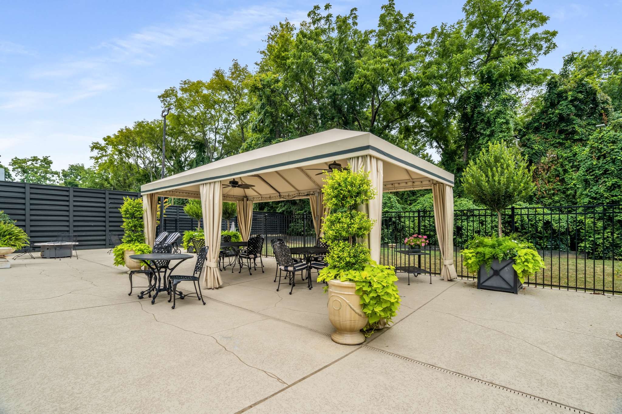 4215 Harding Pike Unit: 602
