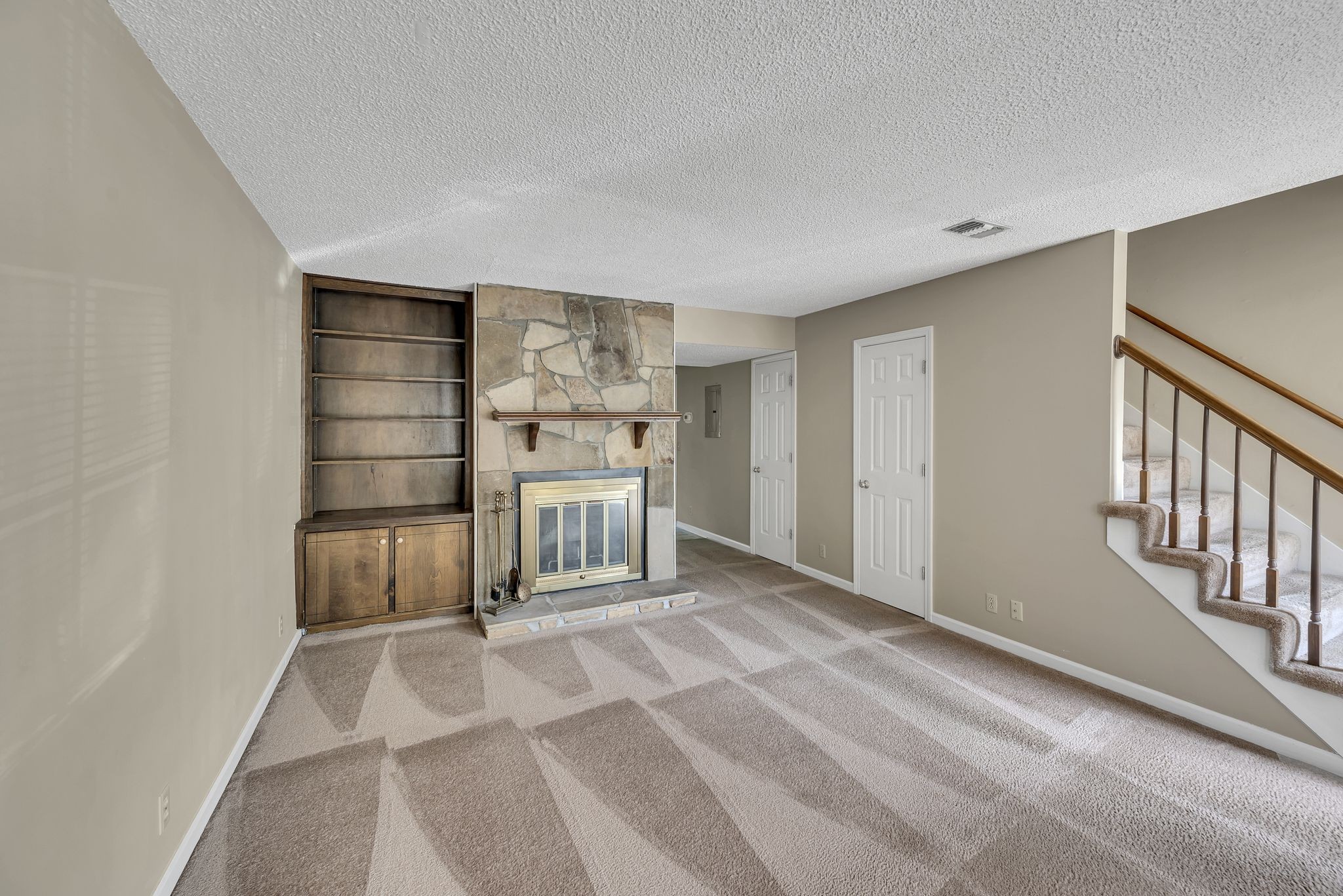 420 Thomas Jefferson Cir