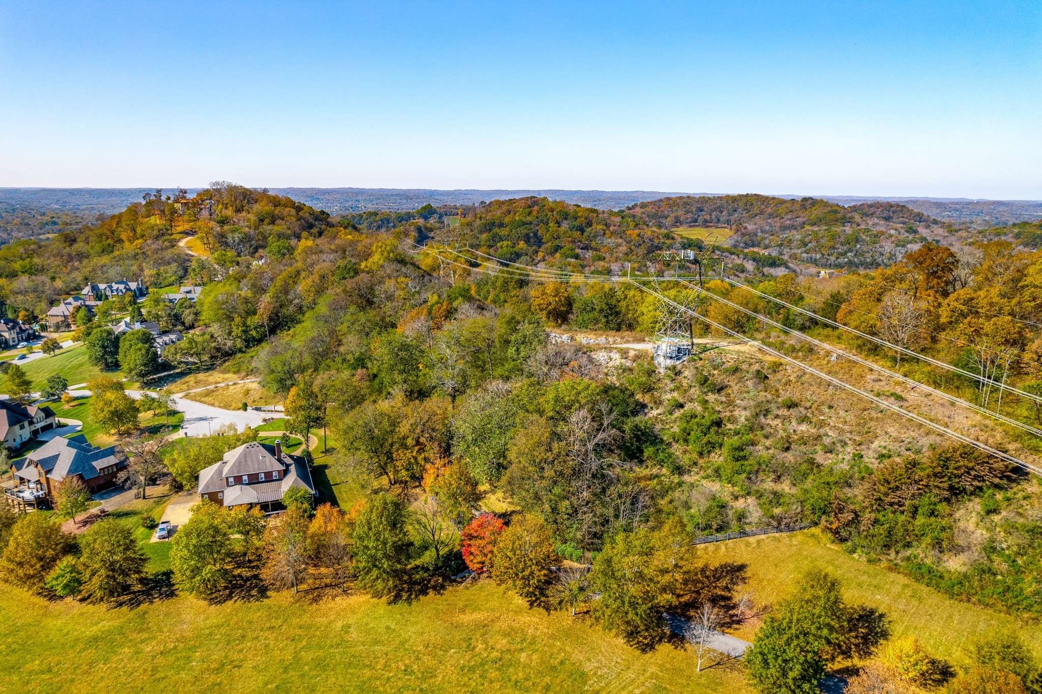 402 Lake Valley Dr