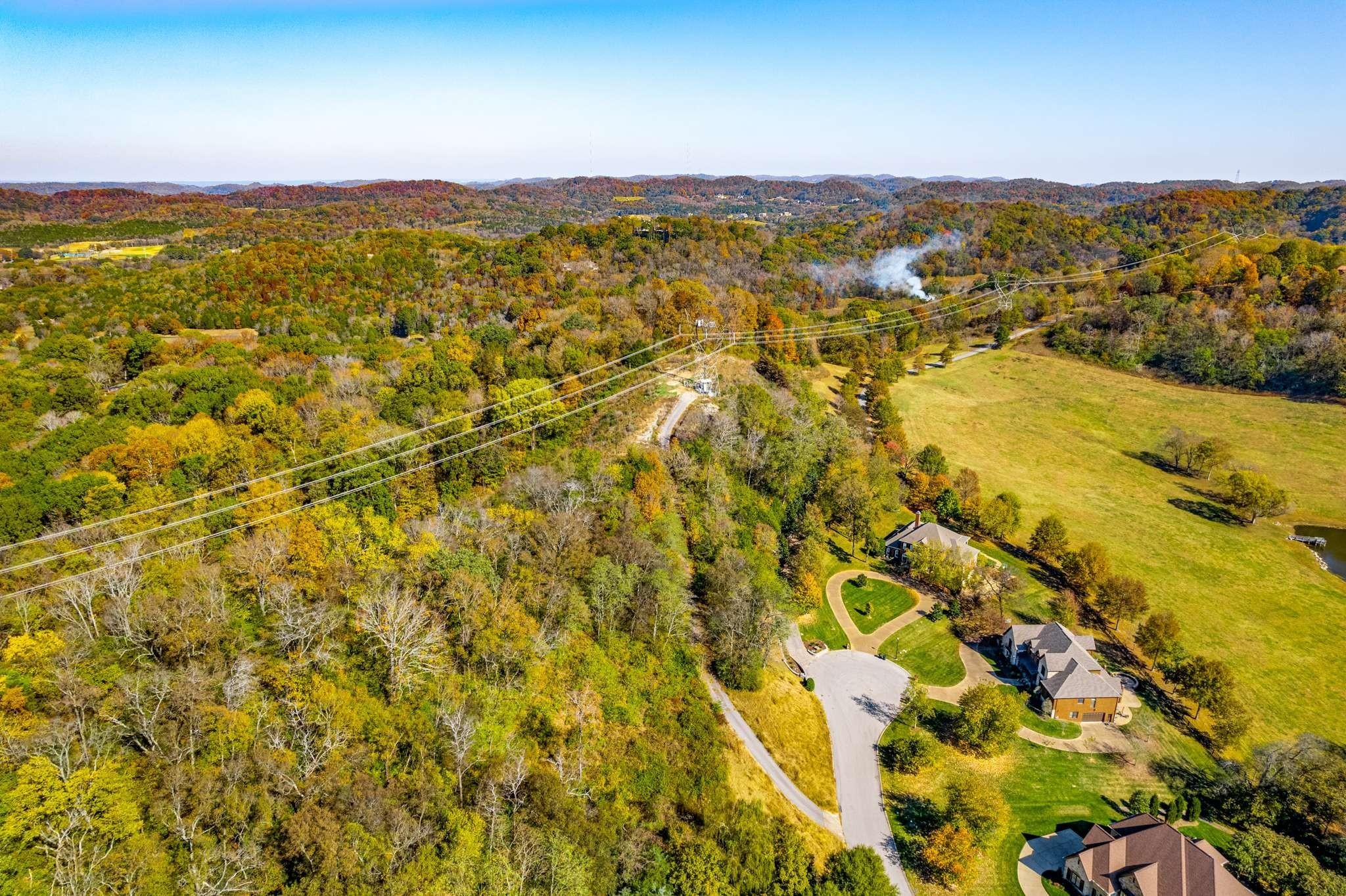 402 Lake Valley Dr