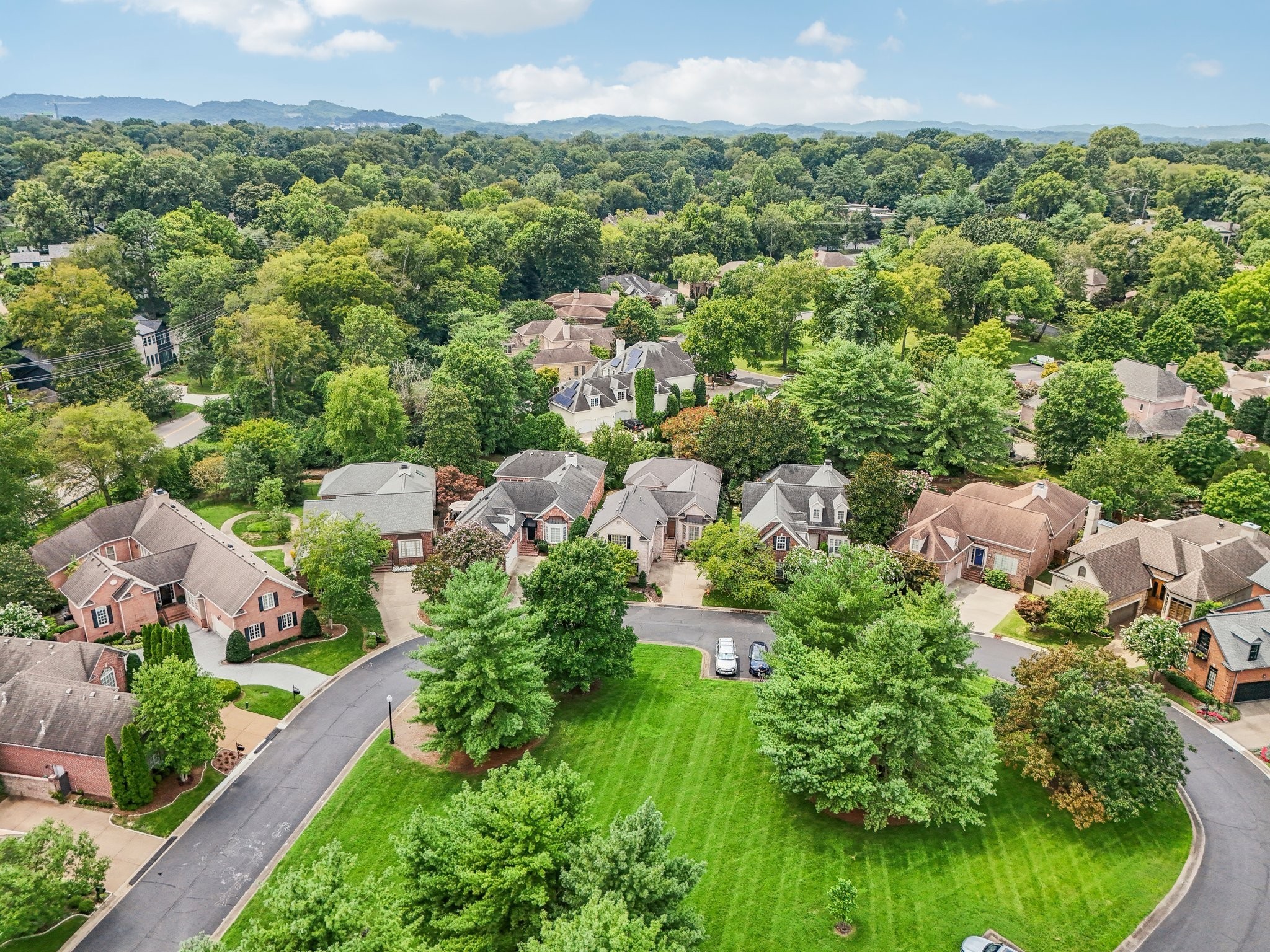 420 Prestwick Ct