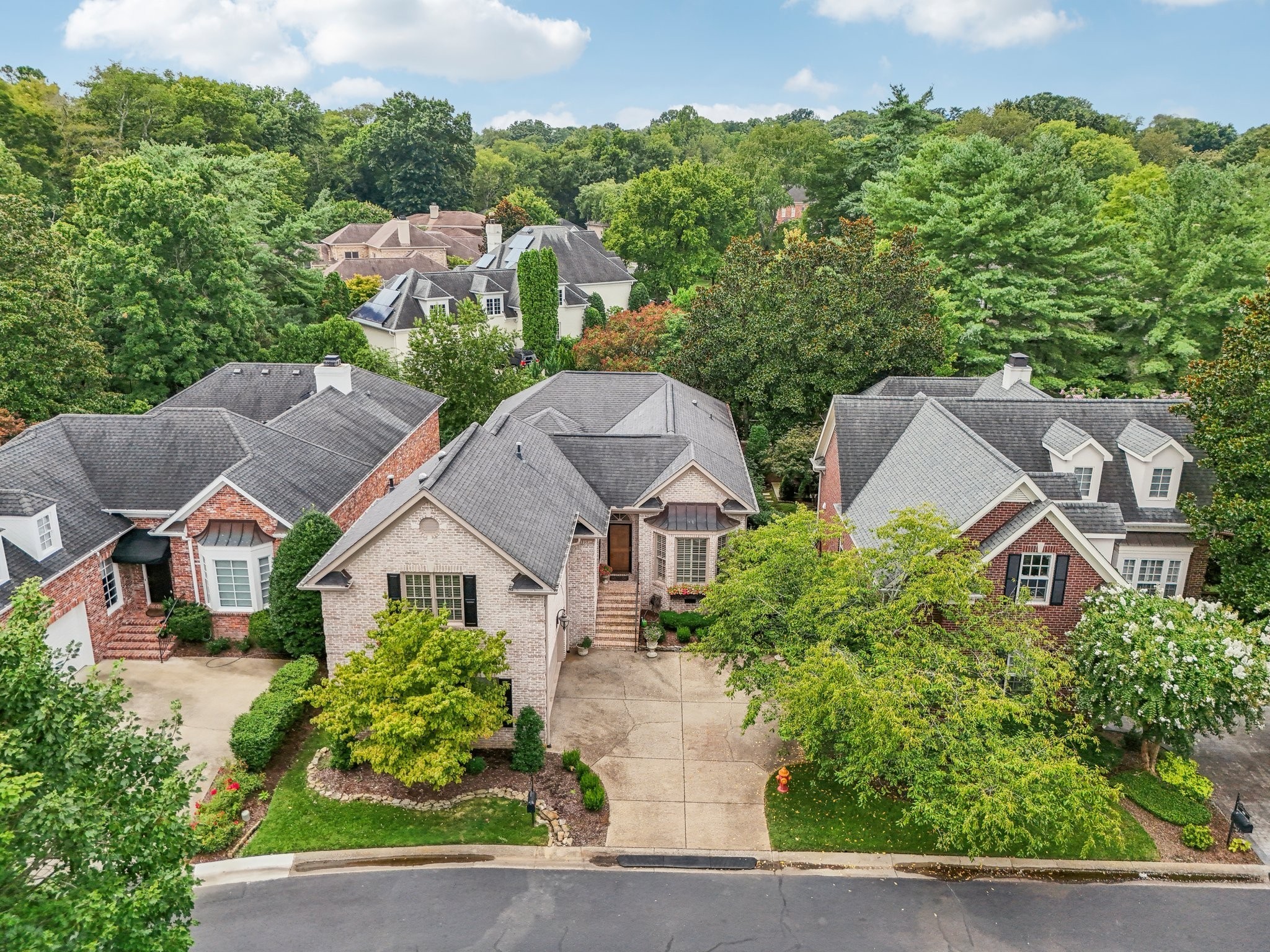420 Prestwick Ct