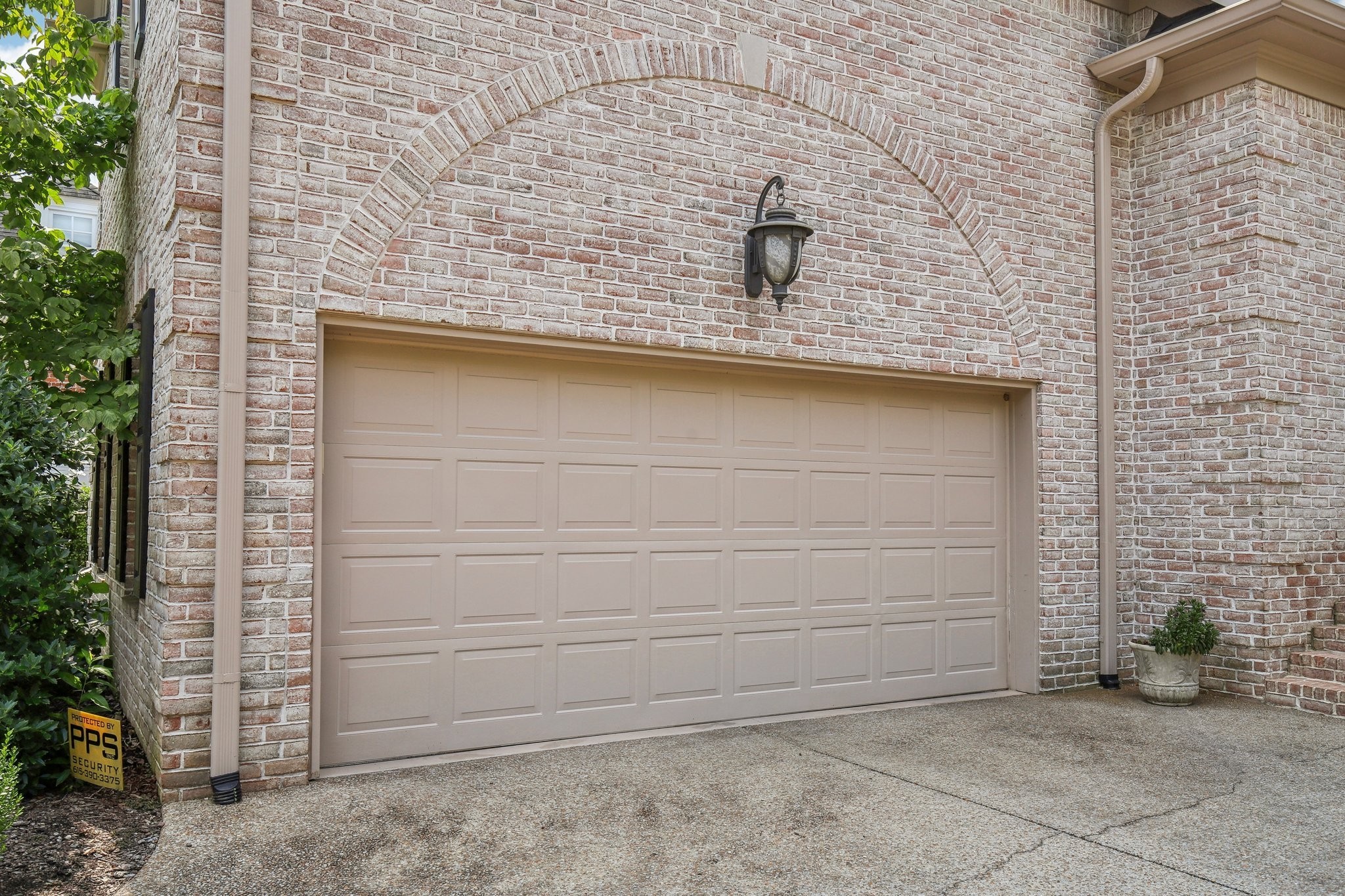 420 Prestwick Ct