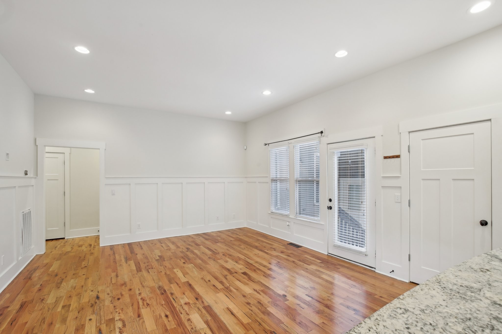 1537 Battlefield Dr Unit: A