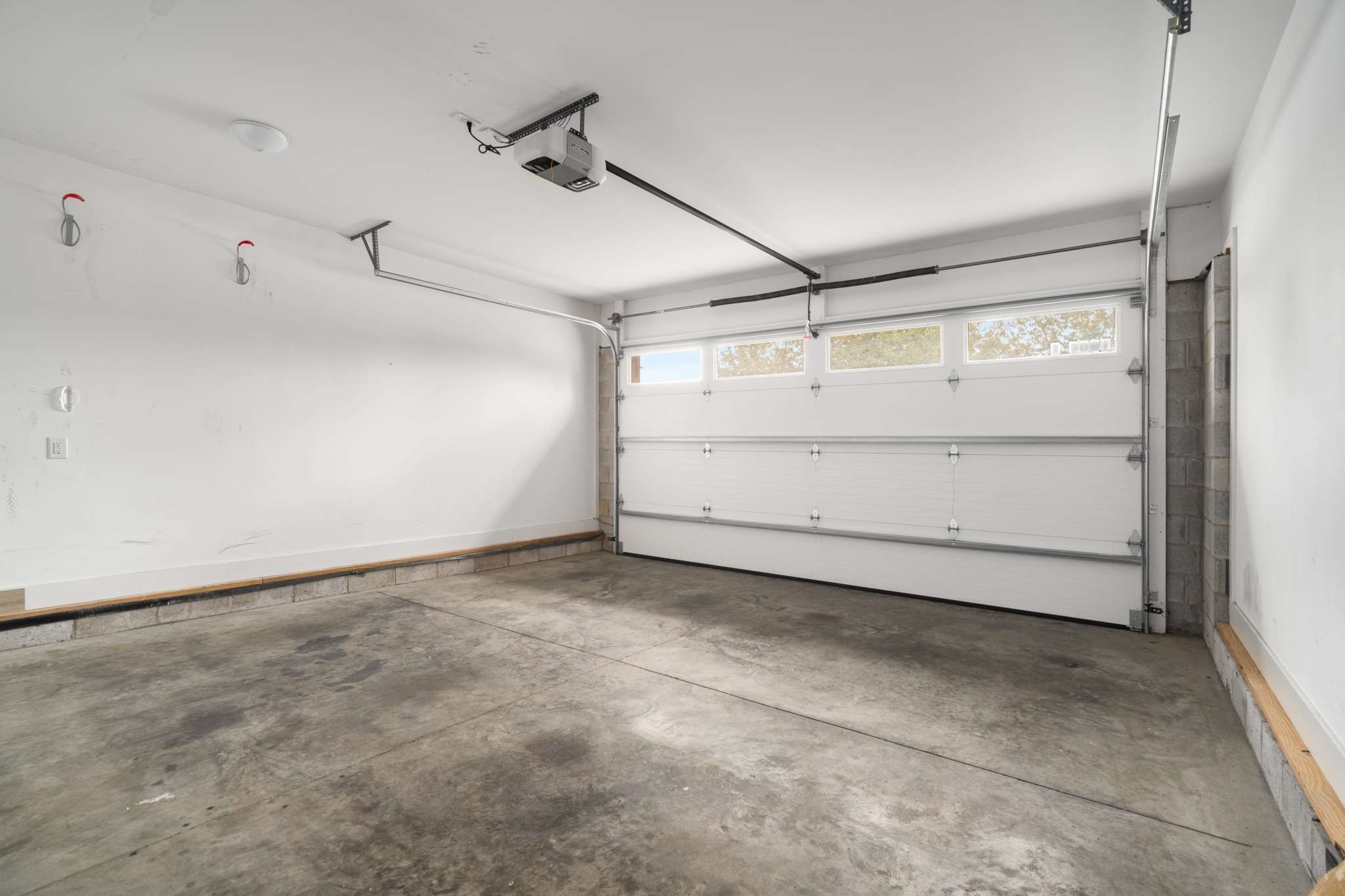 1004 Russell St Unit: 4