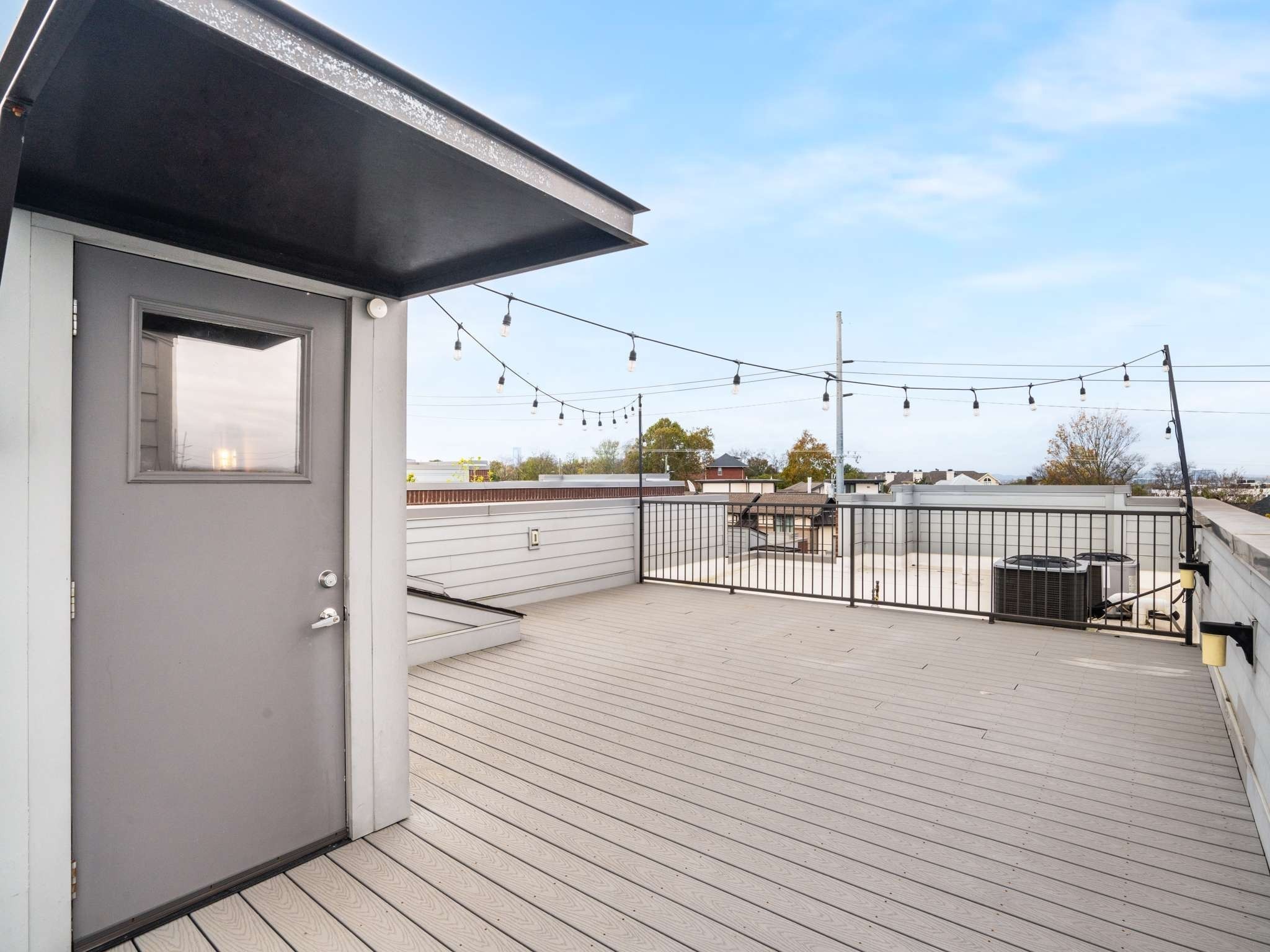 1004 Russell St Unit: 4