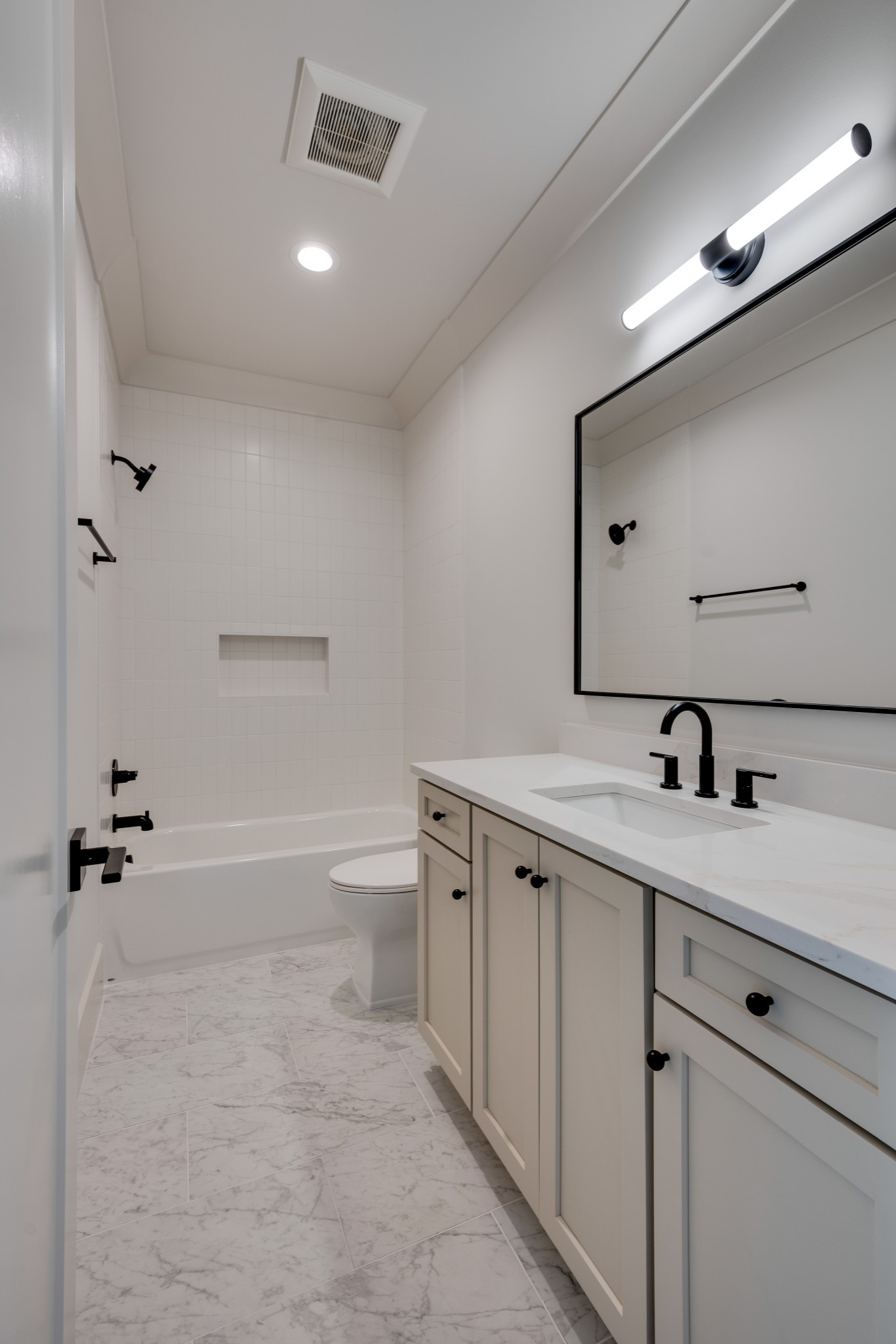 119 Lasalle Ct