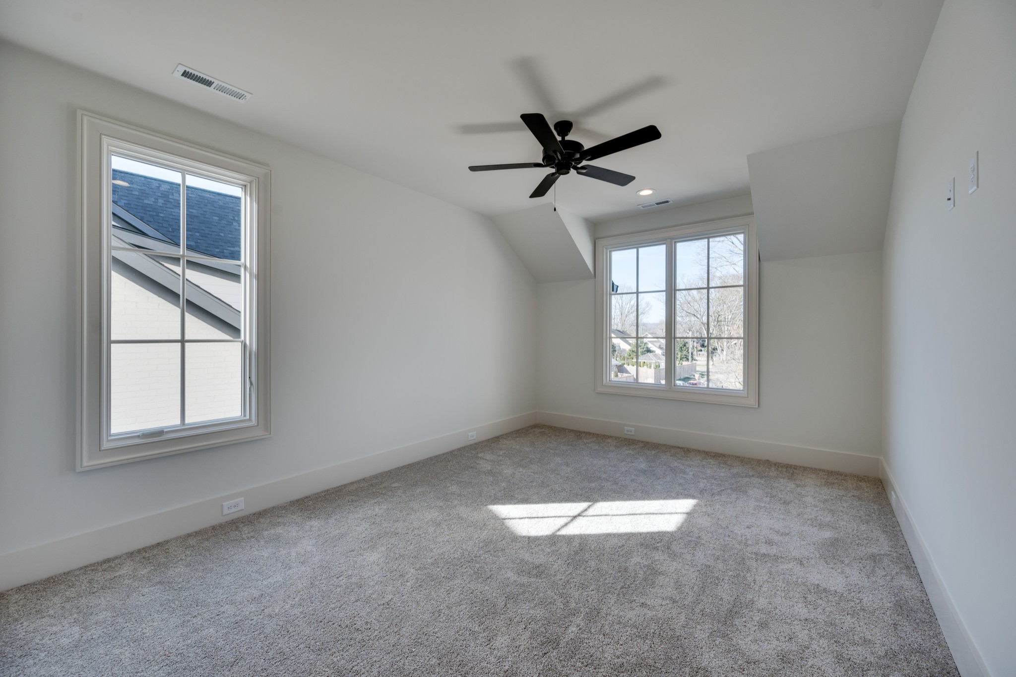 119 Lasalle Ct