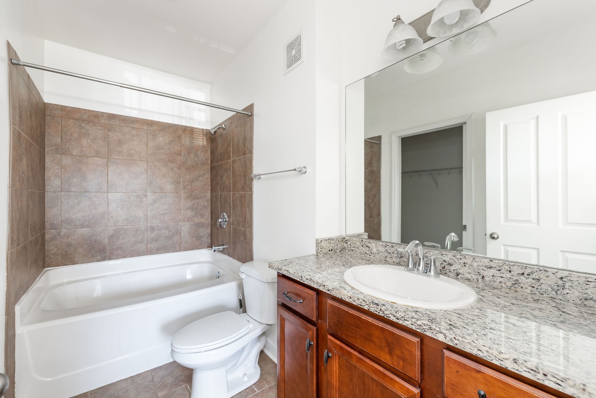 2310 Elliott Ave Unit: 711