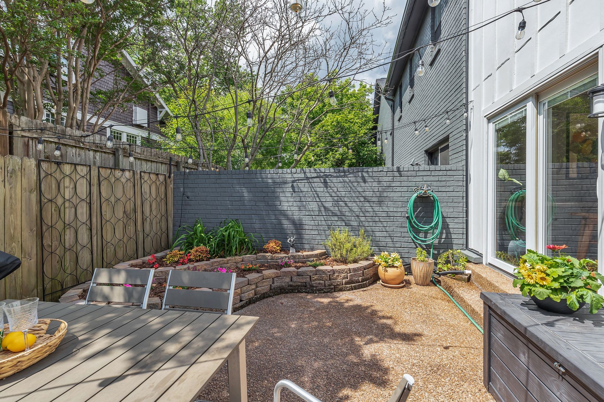 2112 Blair Blvd Unit: 8