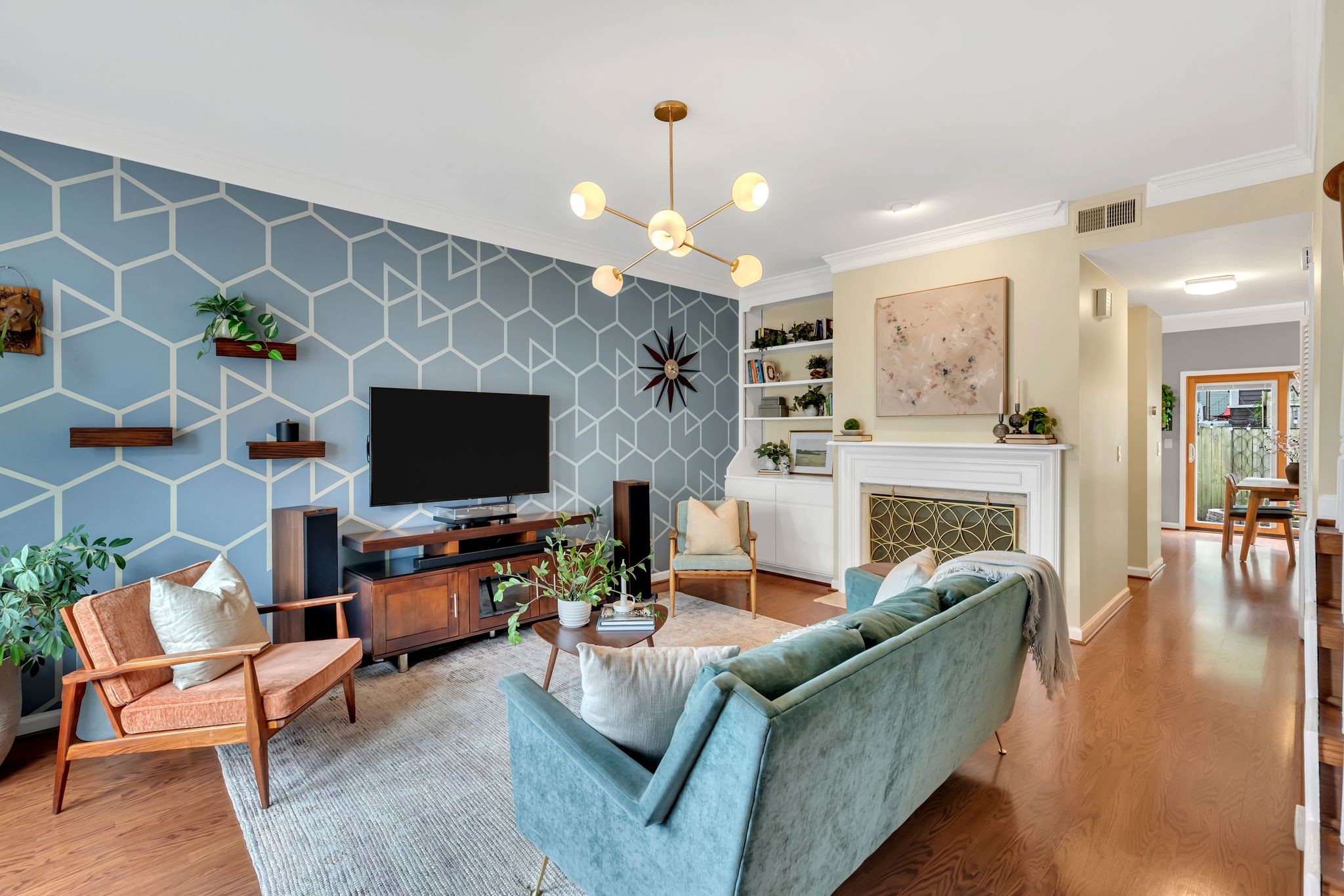2112 Blair Blvd Unit: 8