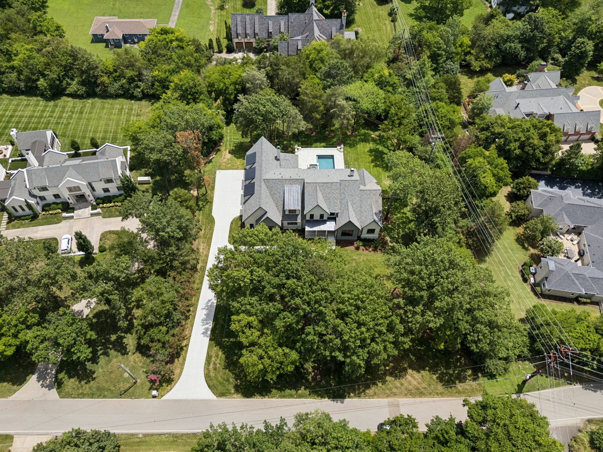 4530 Everett Dr