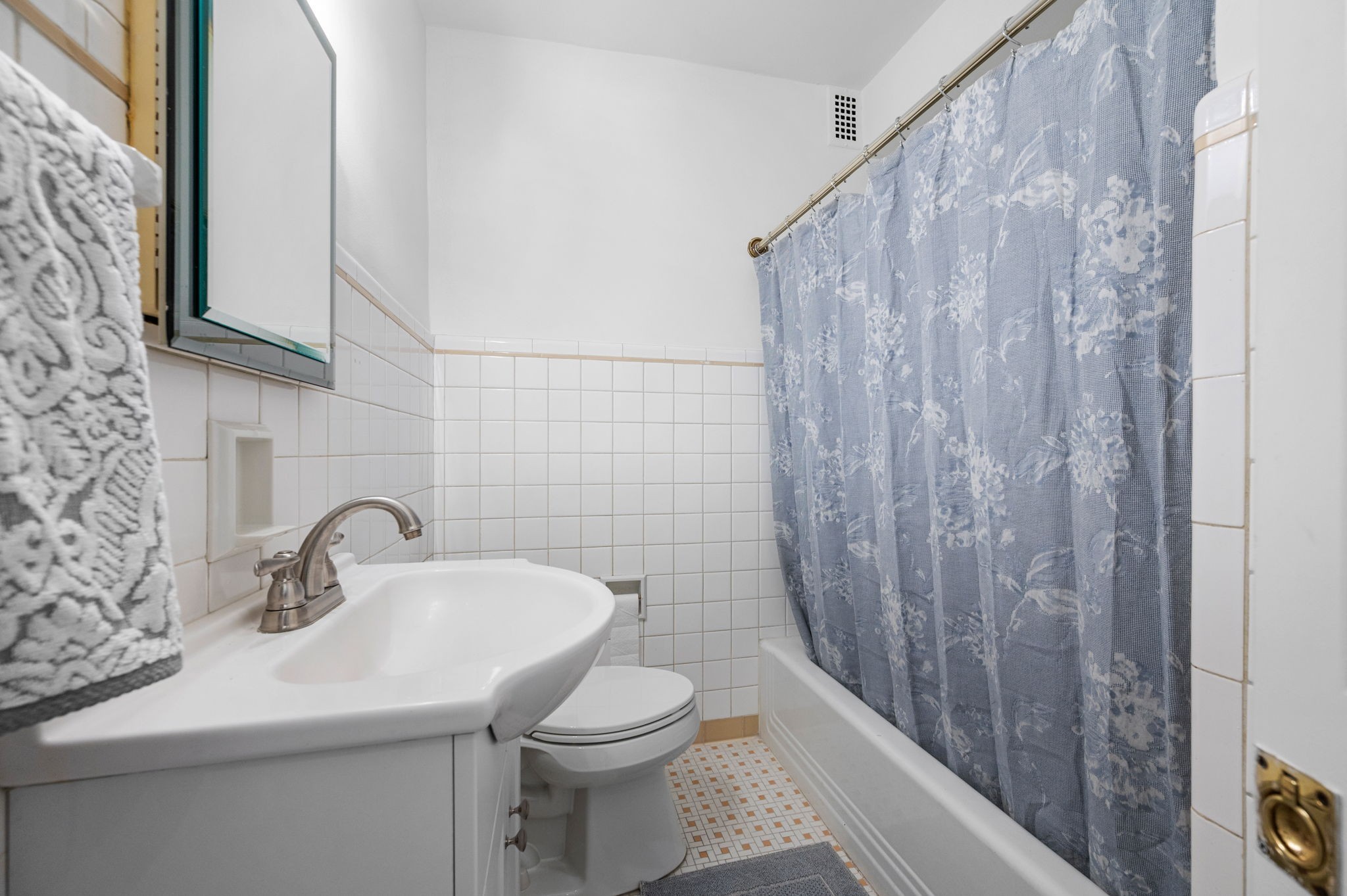 4225 Harding Pike Unit: 501