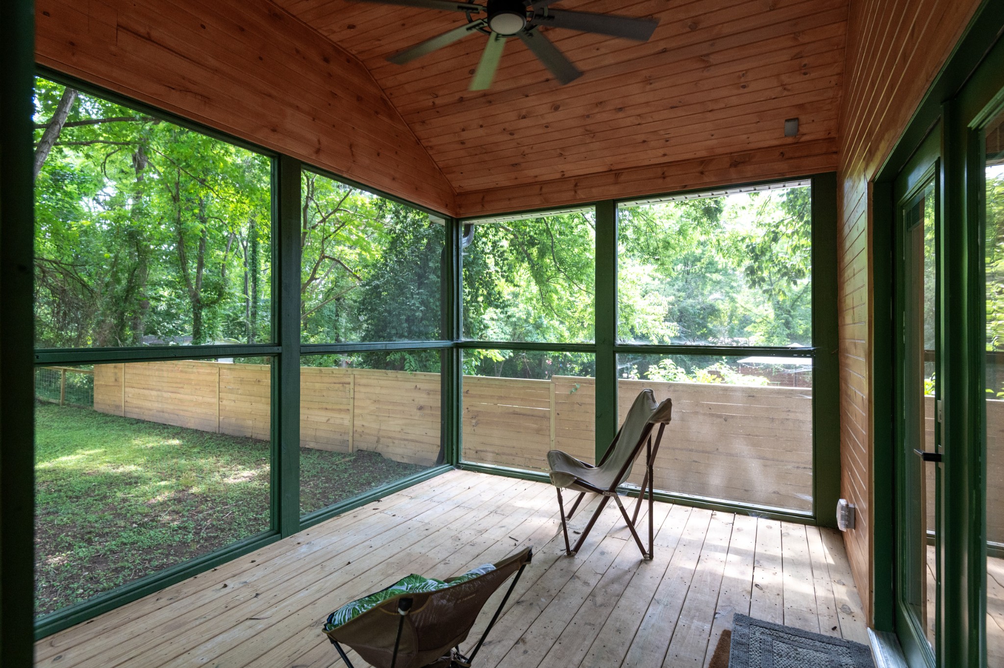 2309 Shadow Ln