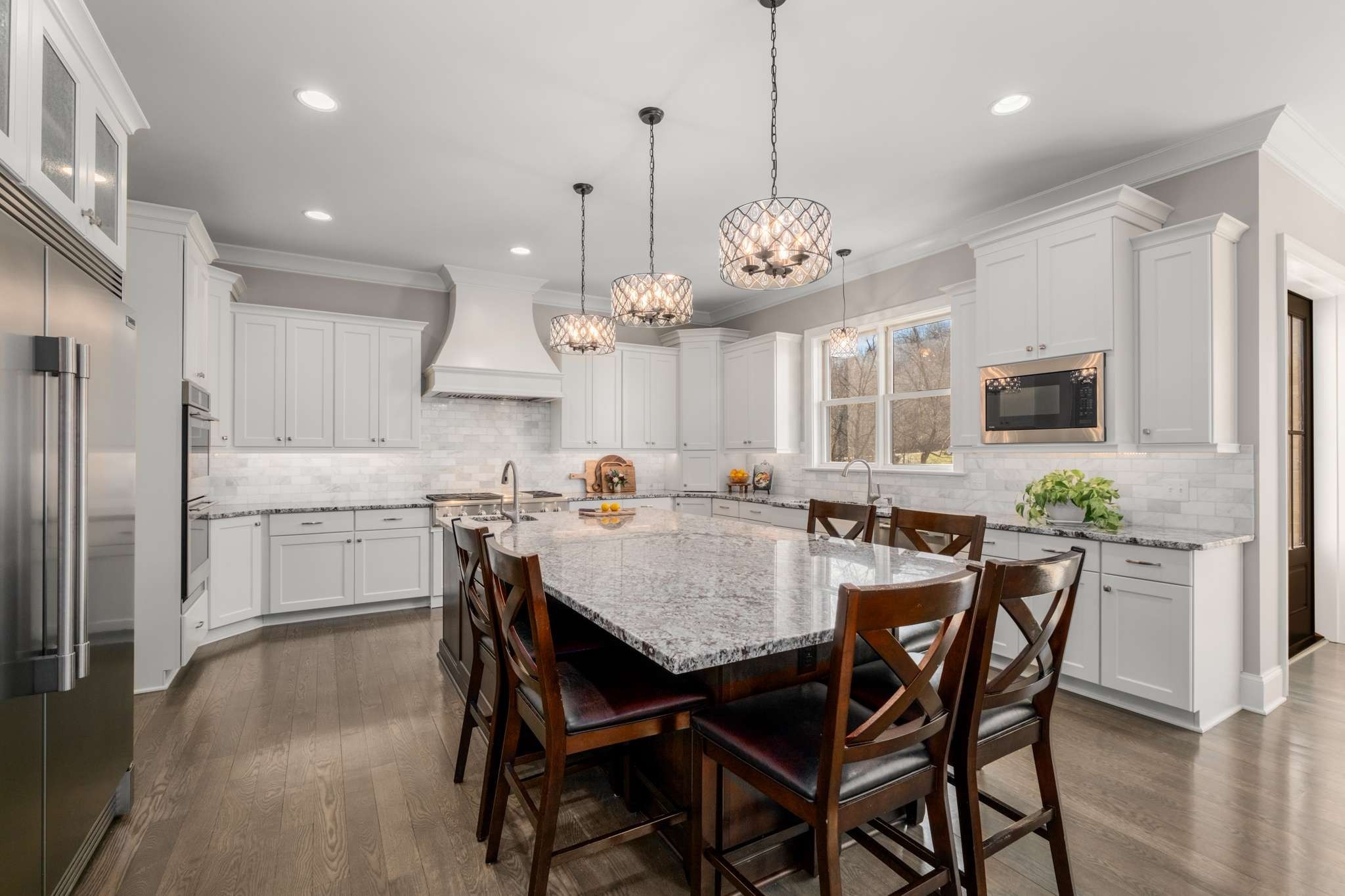1236 Saxon Dr