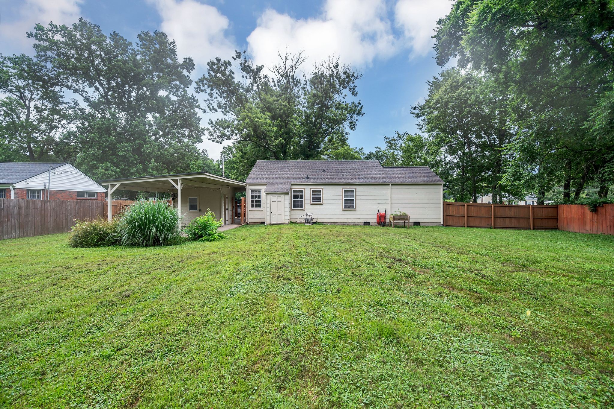 917 Drummond Dr