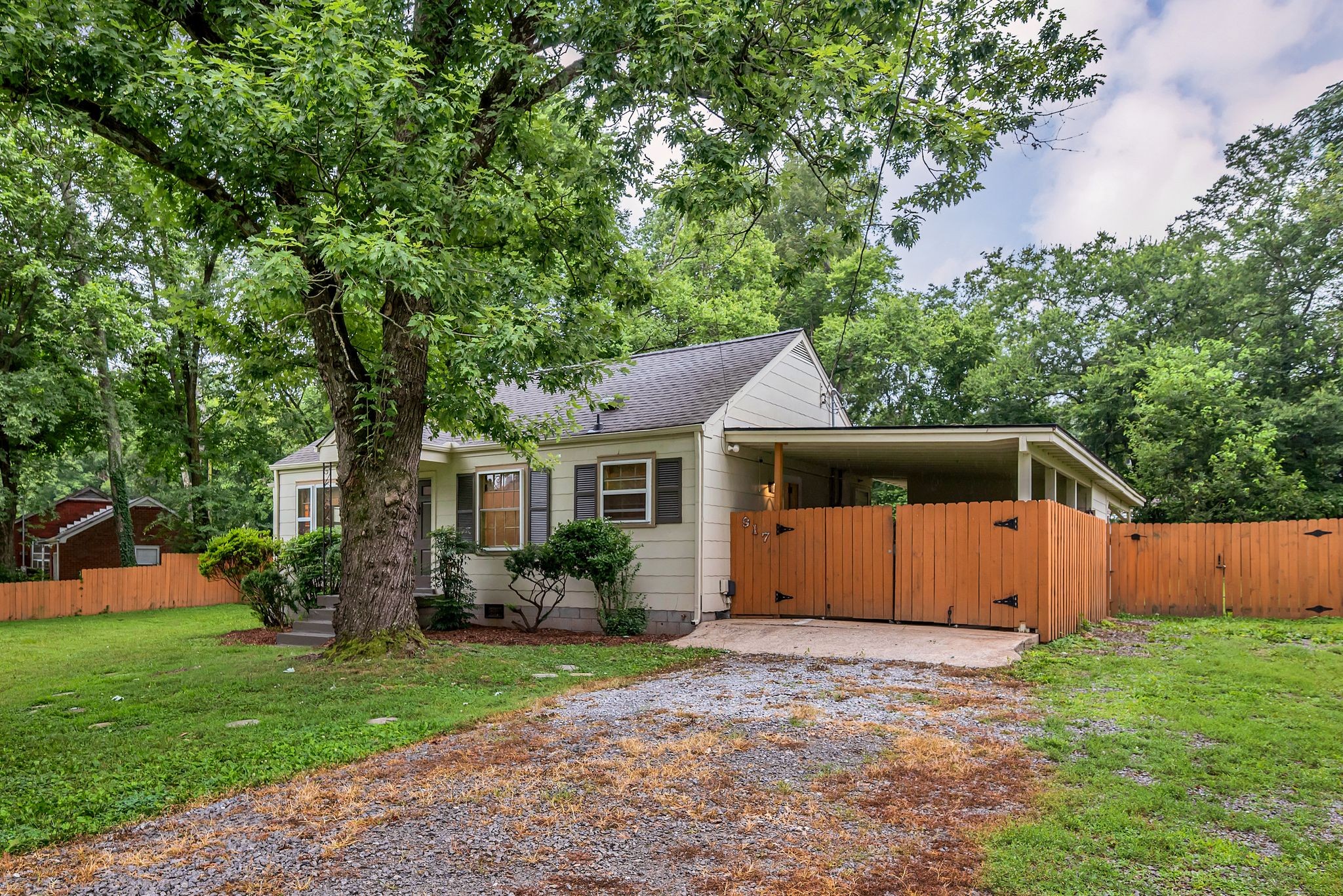 917 Drummond Dr